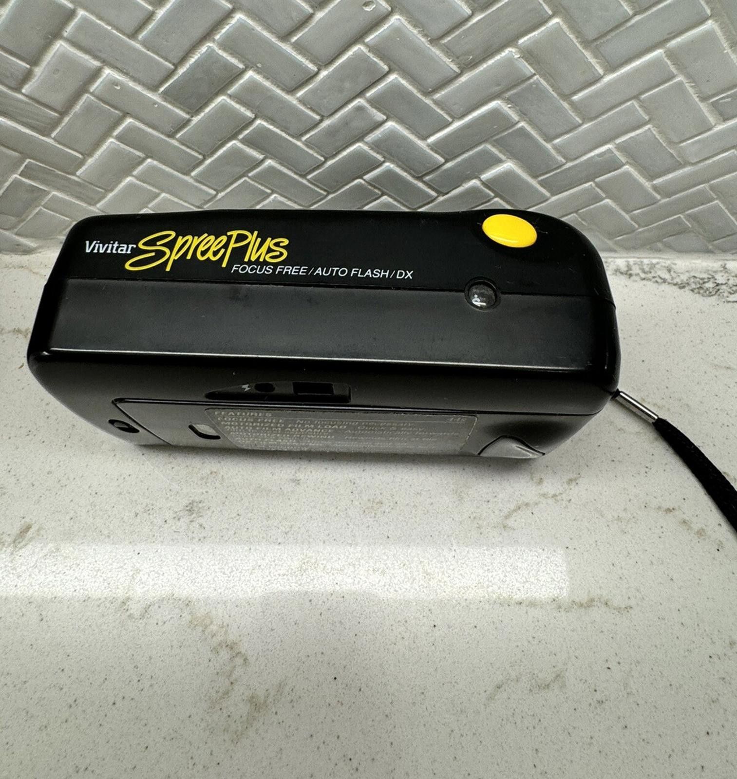 Other Vivitar Spree Plus 35mm Camera w/ Built-in Flash & Original Size ONE SIZE - 3 Thumbnail