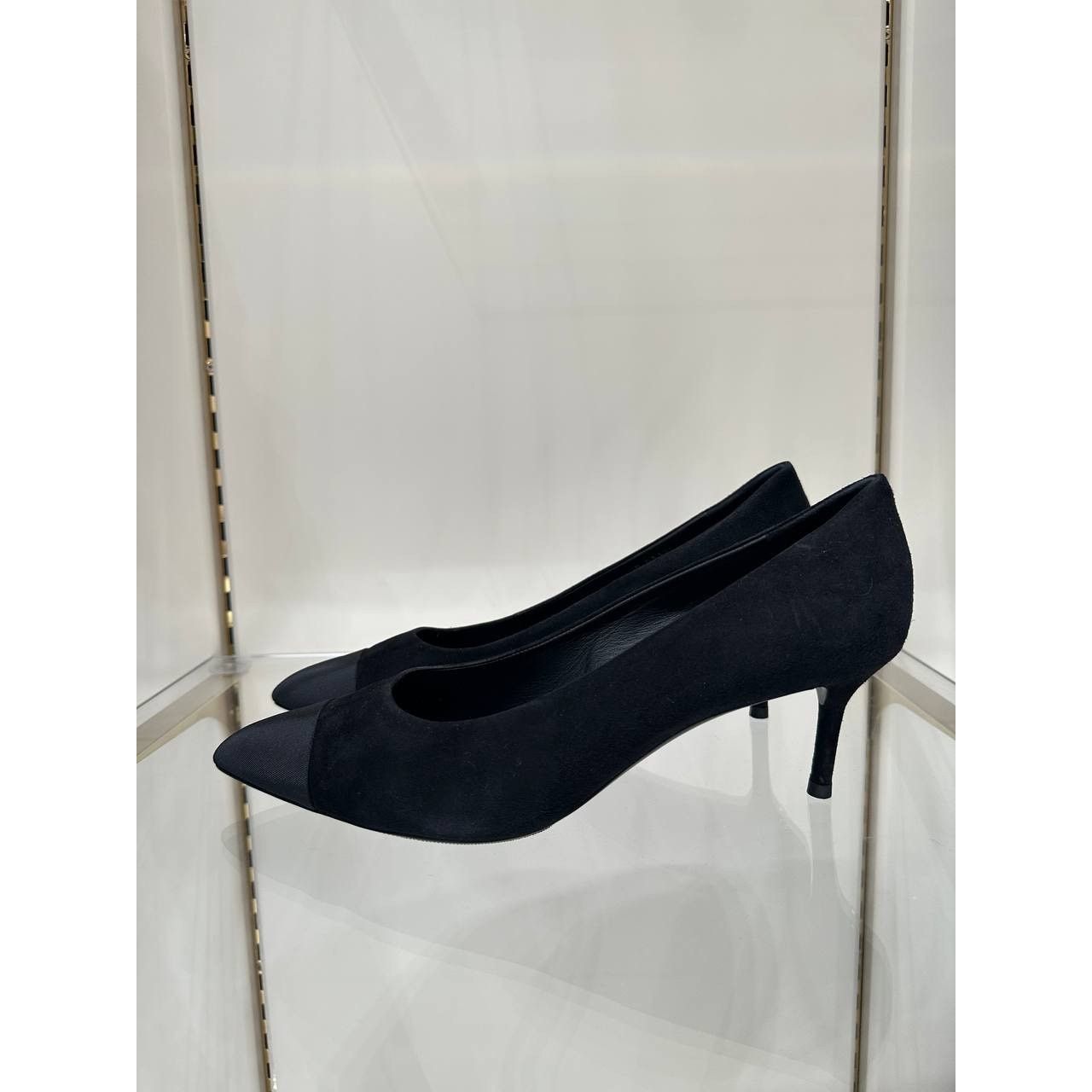Chanel Chanel Black Suede Textile Pointed Toe Pumps 41 Size US 10 / IT 40 - 1 Thumbnail