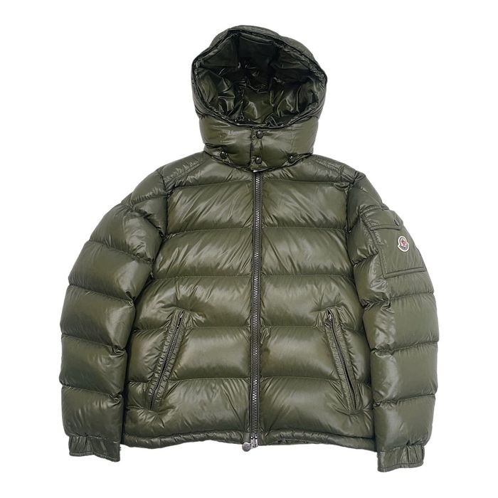 Pre store owned moncler