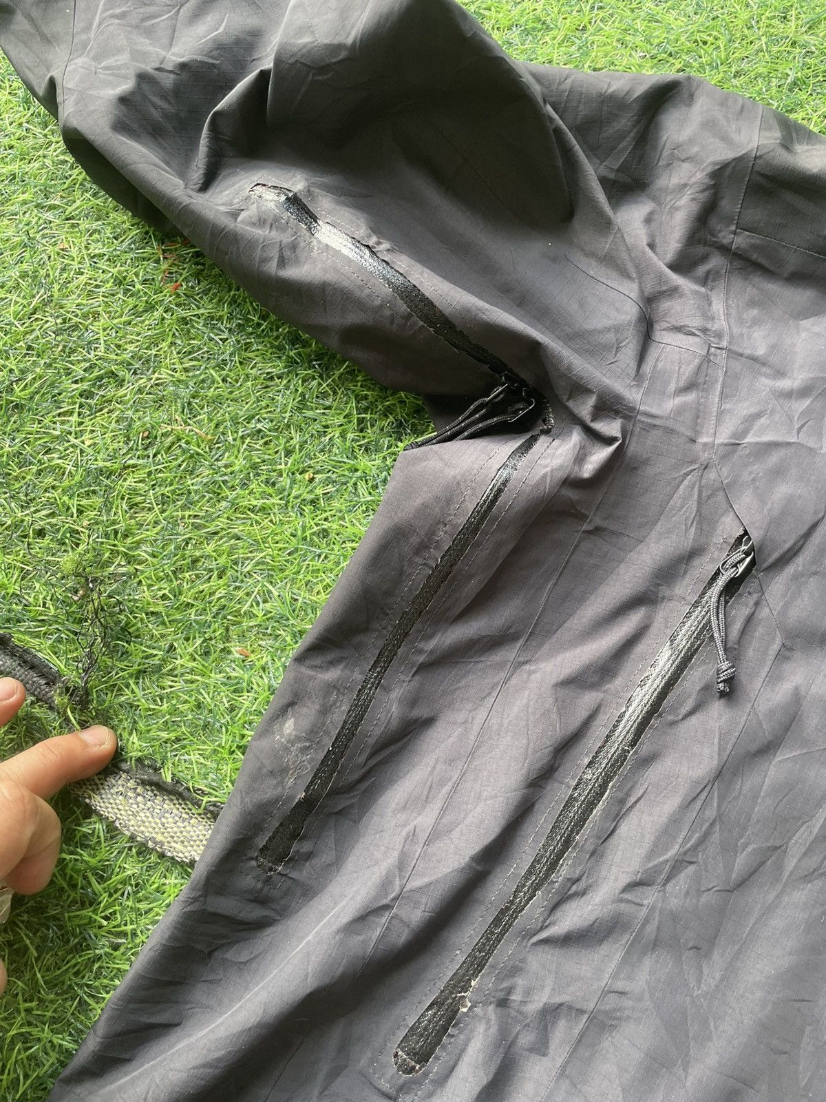 Arc'teryx Arc’teryx GORE-TEX Hooded Windbreaker – Made in Canada DE Size US S / EU 44-46 / 1 - 4 Thumbnail