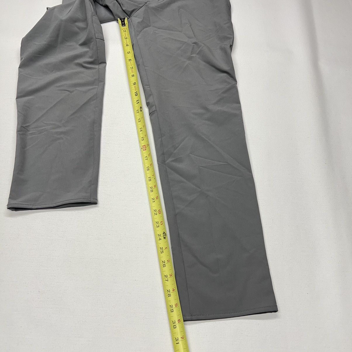 Banana Republic Banana Republic Pants Grey Slim Tapered Fit Active Stretch Size US 31 - 20 Thumbnail