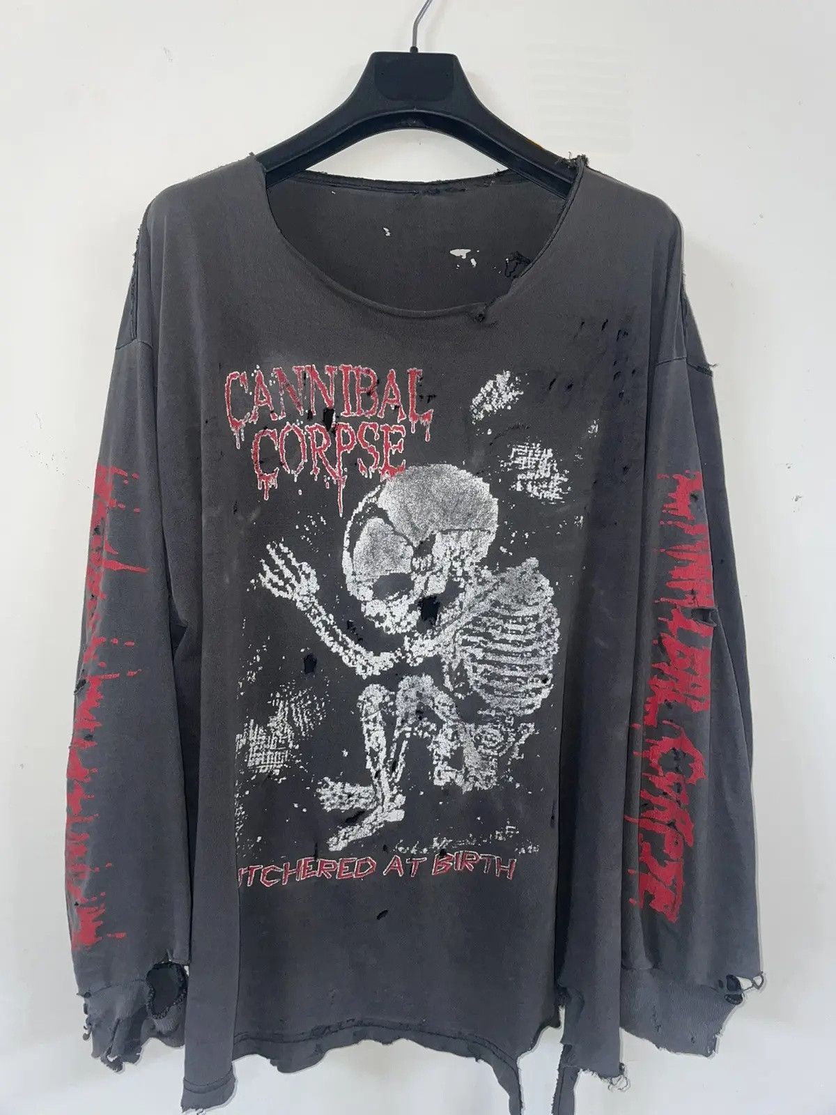 Vintage CANNIBAL CORPSE (BUTCHERED AT BIRTH) VINTAGE BAND T Size US XL / EU 56 / 4 - 1 Thumbnail