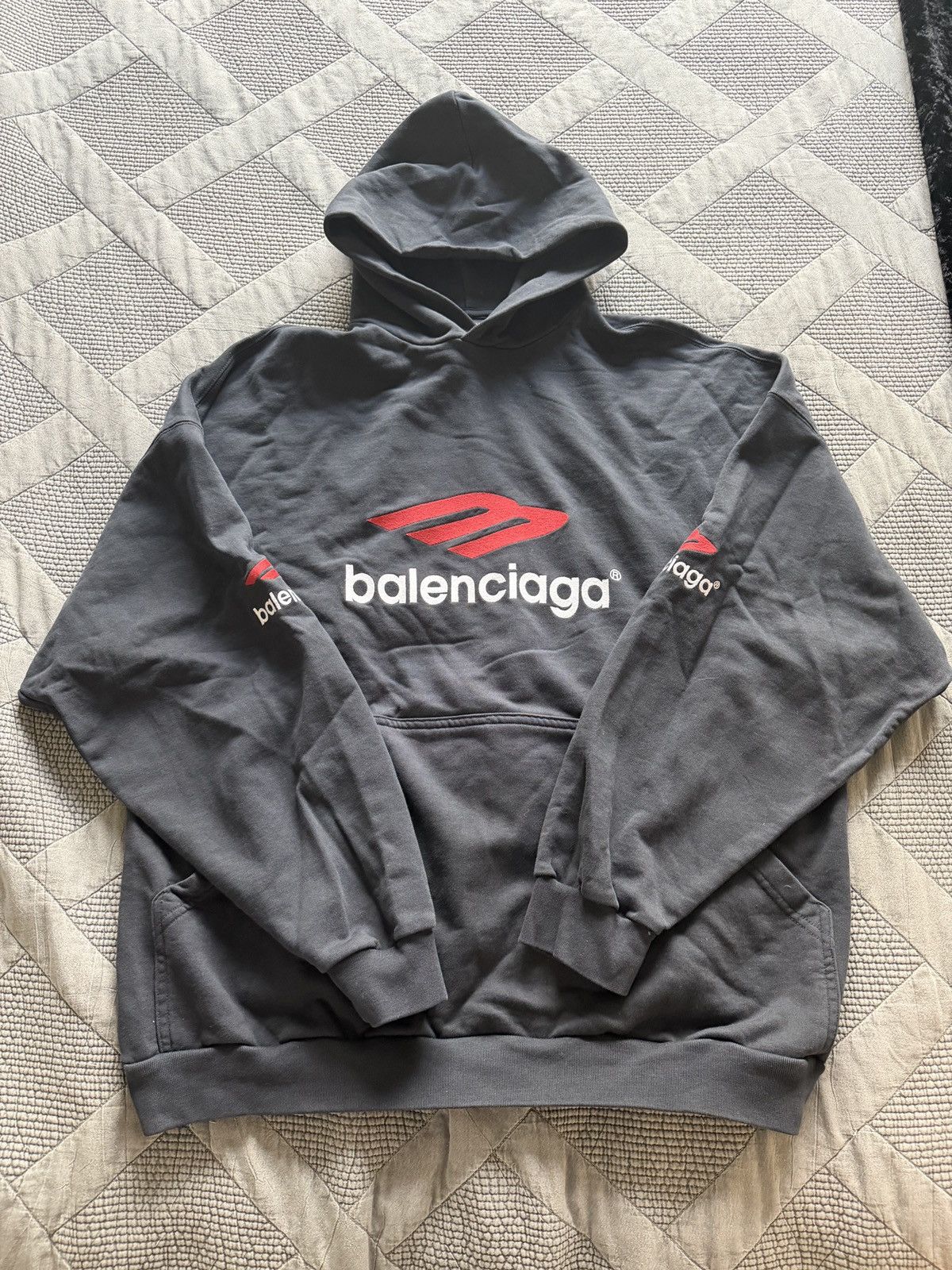 Balenciaga Balenciaga 3B Hoodie Size US L / EU 52-54 / 3 - 1 Thumbnail