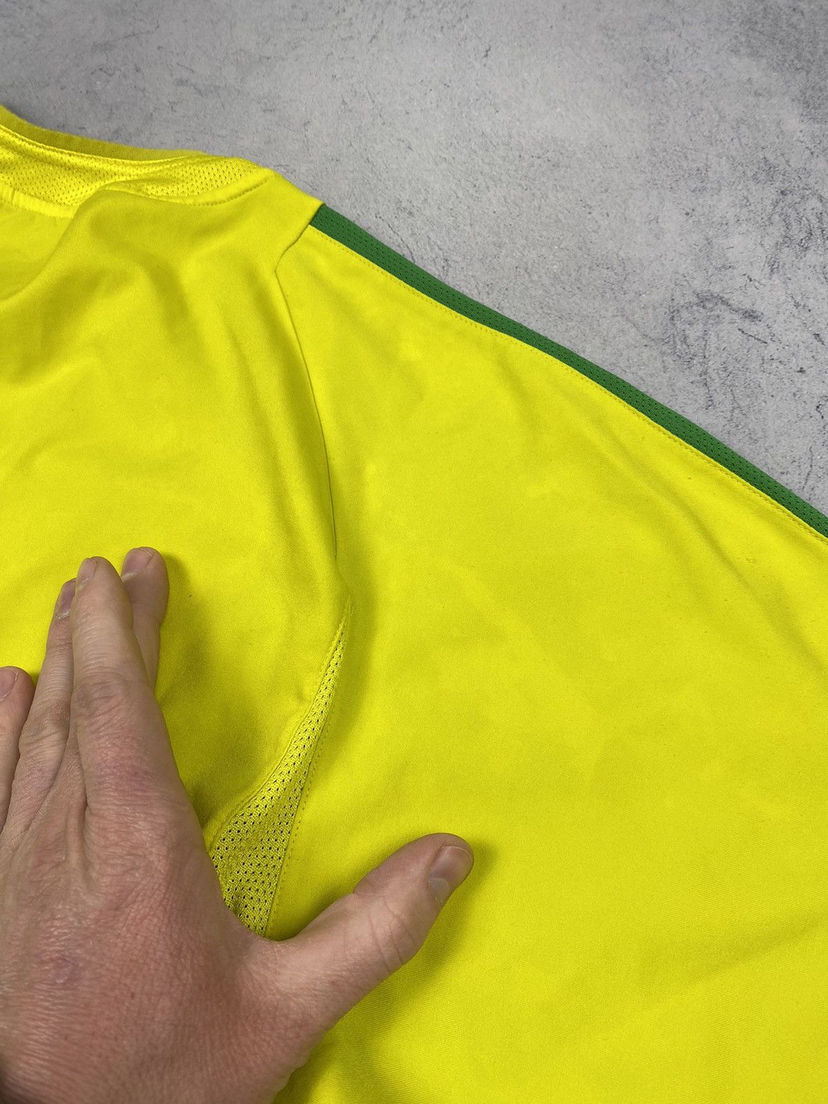 Nike × Vintage Vintage 00s Nike Brazil Hational Team Soccer Jersey Shirt Size US L / EU 52-54 / 3 - 13 Thumbnail