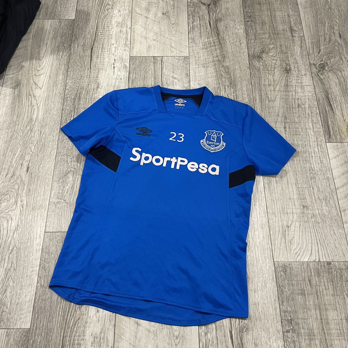 Umbro Everton 2017/18 125 Years Goodison Park umbro jersey shirt Size US M / EU 48-50 / 2 - 1 Thumbnail