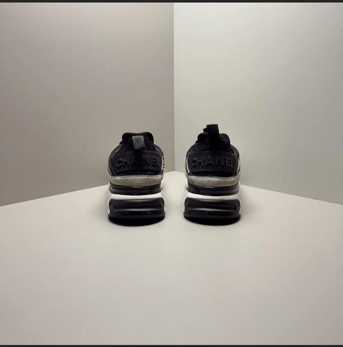 Chanel Chanel low-top casual shoes Size US 11 / IT 41 - 3 Thumbnail