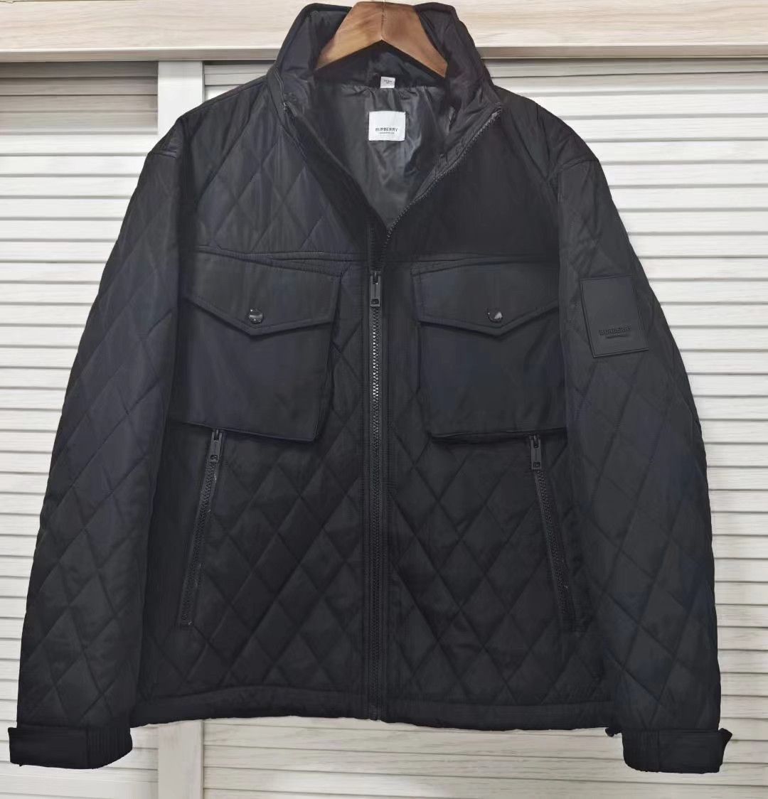 Burberry Burberry epaulet cotton jacket Size US L / EU 52-54 / 3 - 1 Thumbnail