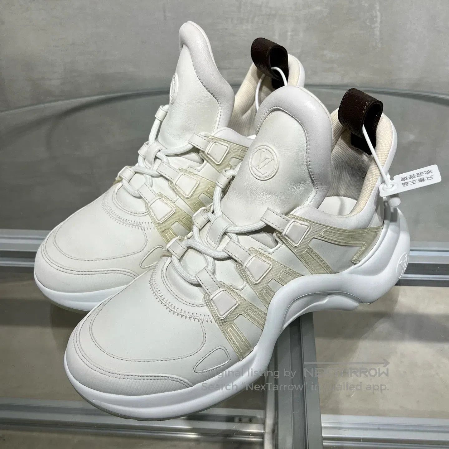 Louis Vuitton Louis Vuitton Classic dad shoes, white Size US 7 / IT 37 - 1 Thumbnail