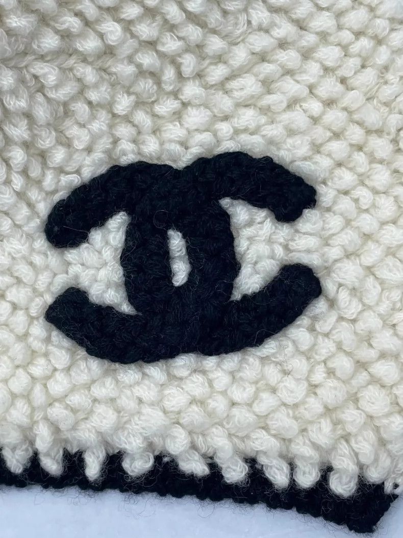 Chanel Chanel Black and white color-blocked cashmere scarf 2504-Ne Size ONE SIZE - 4 Thumbnail