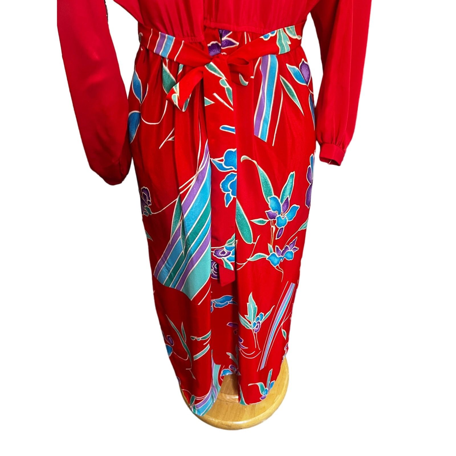 Vintage 1970s Red Blue Floral Maxi Dress Medium Large Boho Hippie Size L / US 10 / IT 46 - 1 Thumbnail