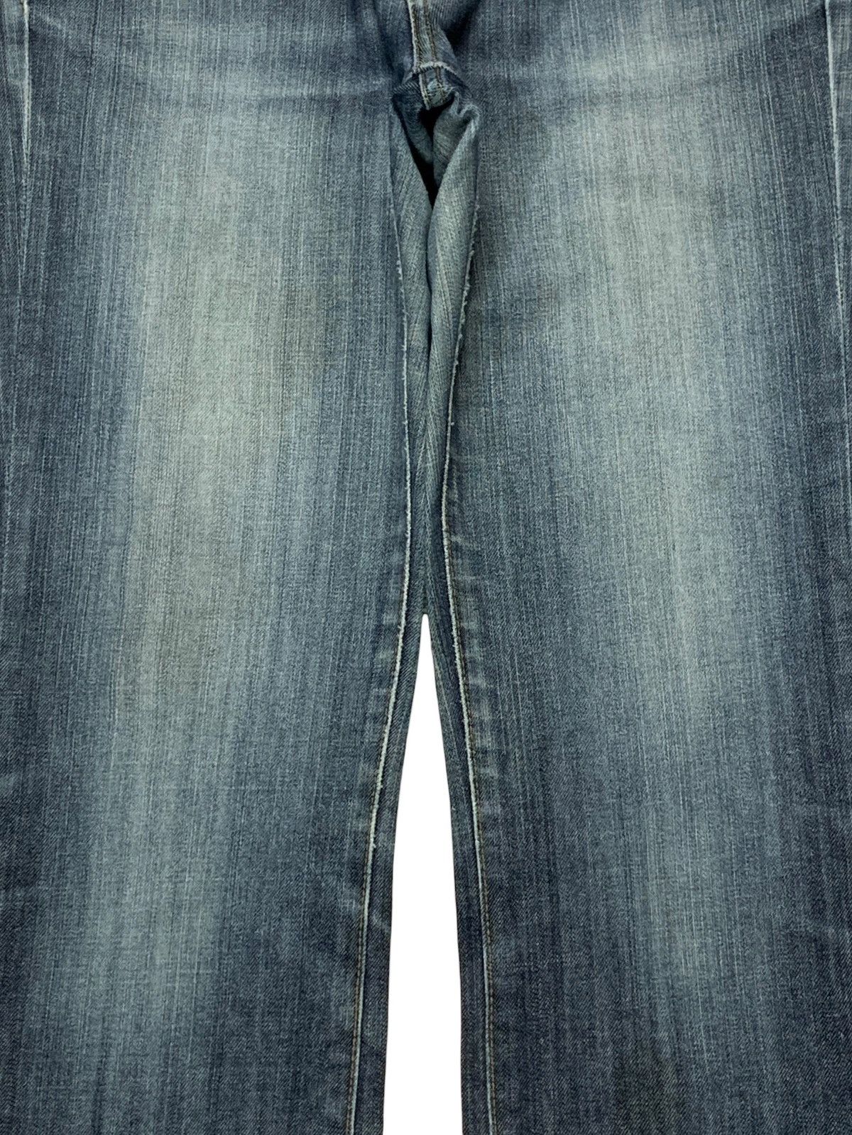 Japanese Brand × Vintage Vintage Japanese Brand Button Fly Faded Wash Bootcut Jeans Size 33" - 5 Thumbnail