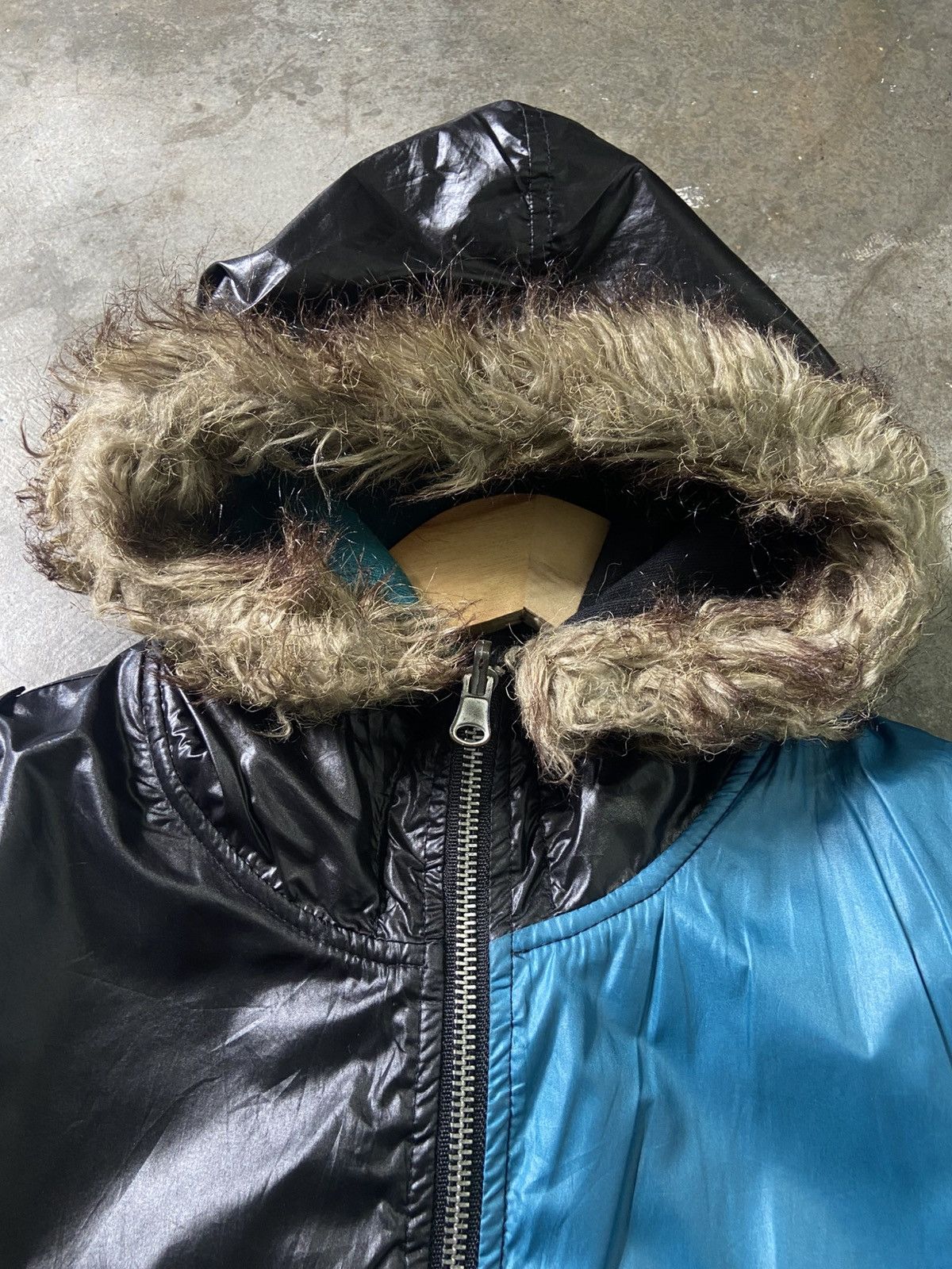 Le Grande Bleu (L.G.B.) Last Drop ❌❌ LGB Style - AMP Fur Hoodie Reversible Jacket Size US L / EU 52-54 / 3 - 10 Thumbnail
