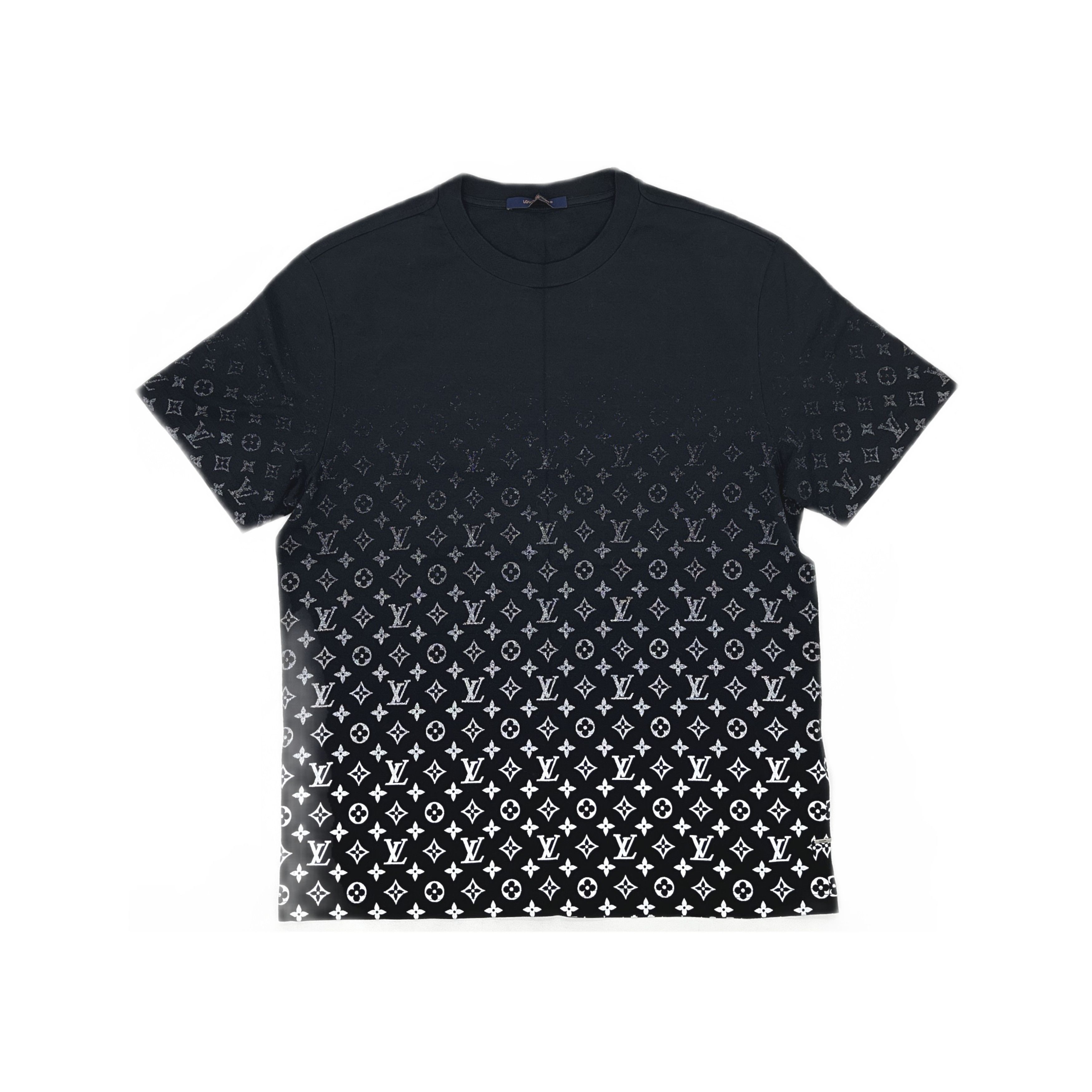 Louis Vuitton Louis Vuitton Monogram Fade T-Shirt Size XL Size US XL / EU 56 / 4 - 1 Thumbnail