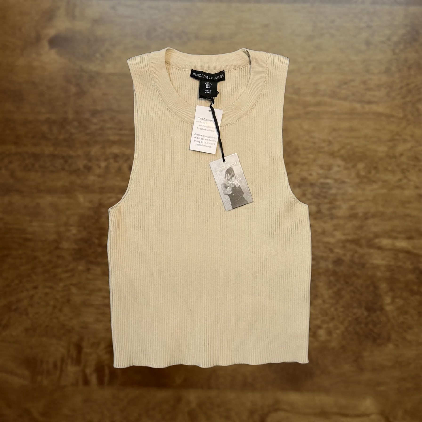 Vintage Sincerely Jules Tank Top Womens L Beige Ribbed Knit Crew Neck Stretch Shirt Sleeveless Casual Summer Size L / US 10 / IT 46 - 1 Thumbnail