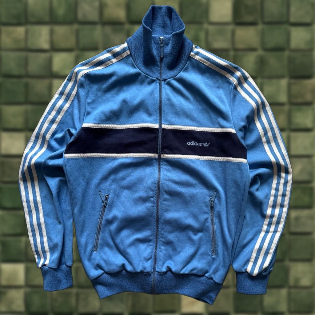 Adidas VINTAGE adidas TRACKSUIT JACKET + OVERALLS JUMPSUIT MEN D50 50 Two Tone Blue/Navy M Size US 34 / EU 50 - 1 Thumbnail