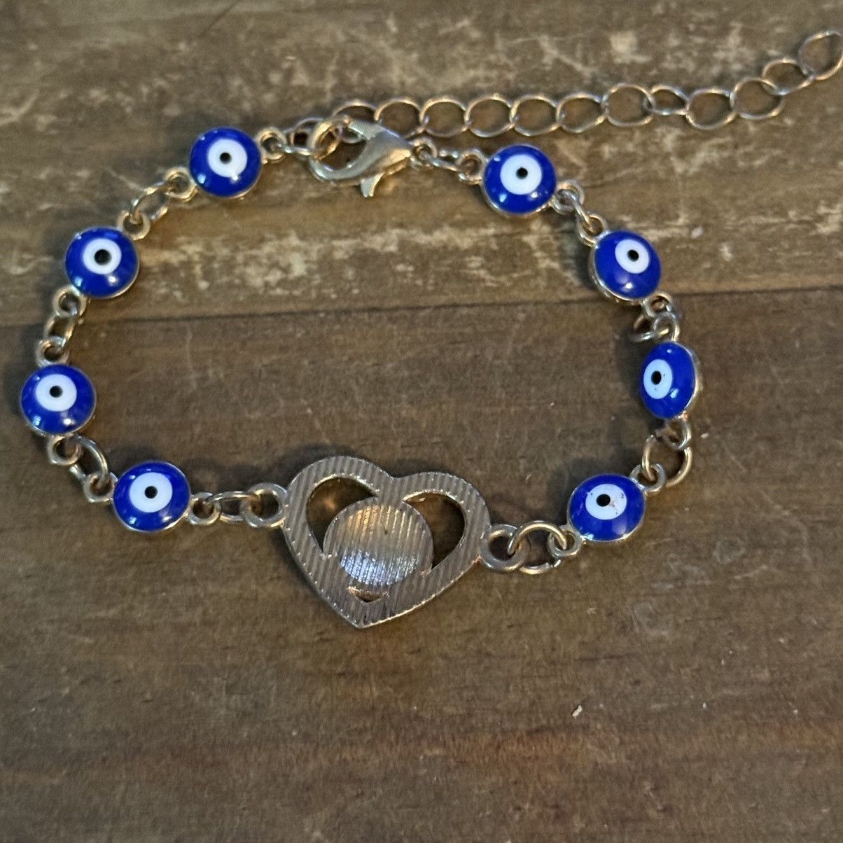 Other Gold tone evil eye heart bracelet Size ONE SIZE - 4 Thumbnail