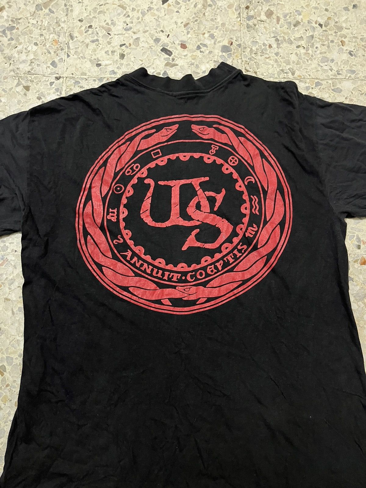 Band Tees Vintage 90s band white snake t-shirt Size US L / EU 52-54 / 3 - 5 Thumbnail