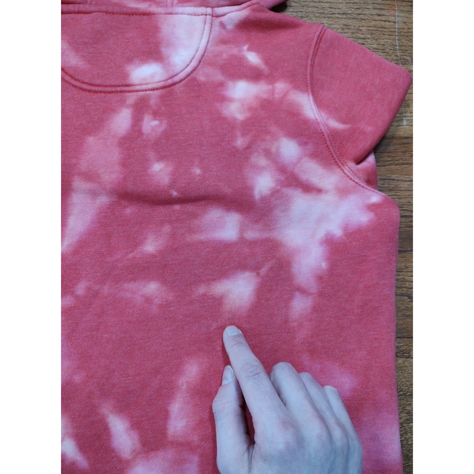 Carhartt Carhartt Hoodie Womens XS Red Tie Dye Acid Wash Relaxed Pullover Sweatshirt Size XS / US 0-2 / IT 36-38 - 4 Thumbnail