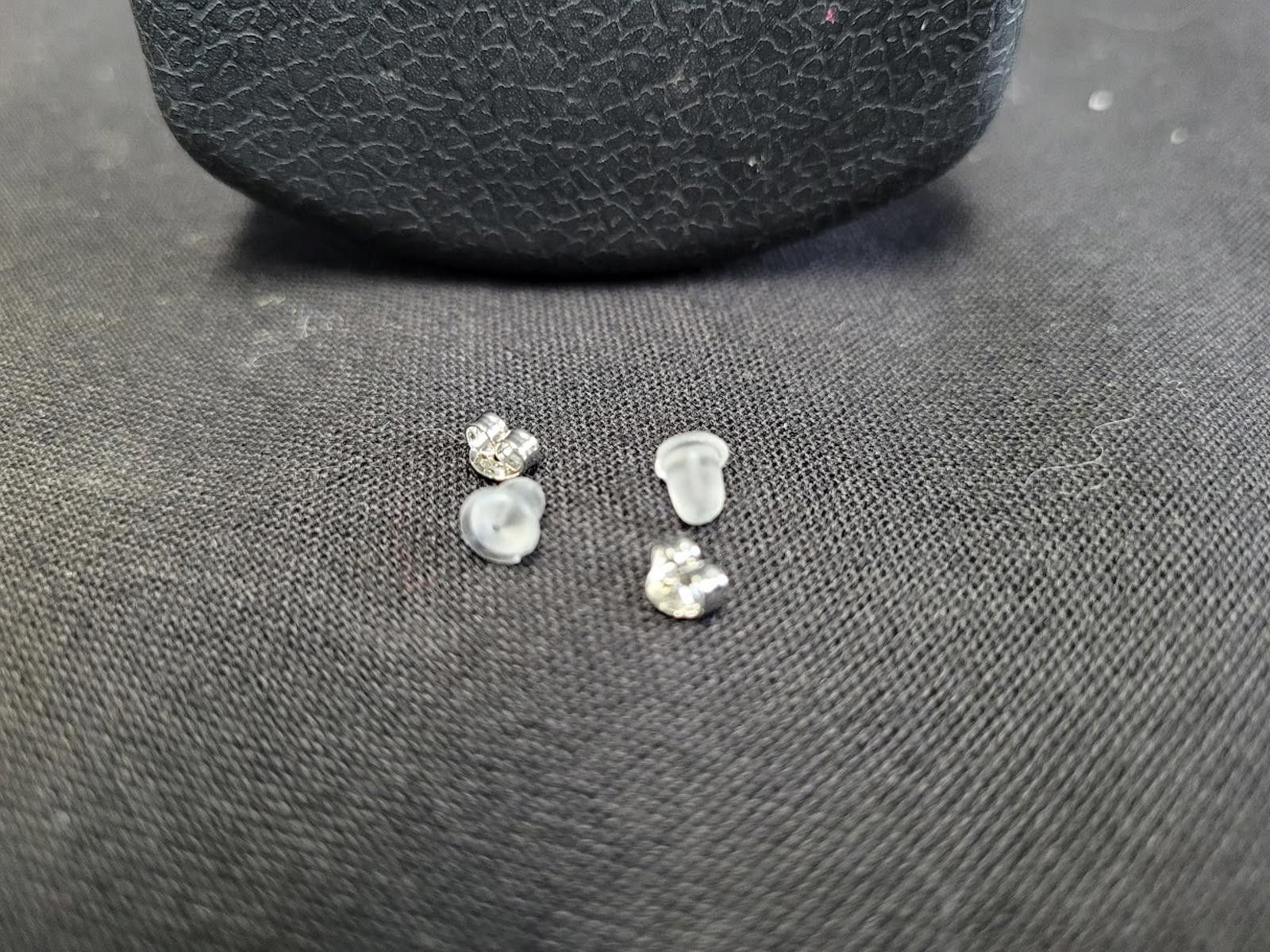 The Unbranded Brand Elegant Silver Tone Crystal Stud Earrings Sparkle & Shine Size ONE SIZE - 2 Thumbnail
