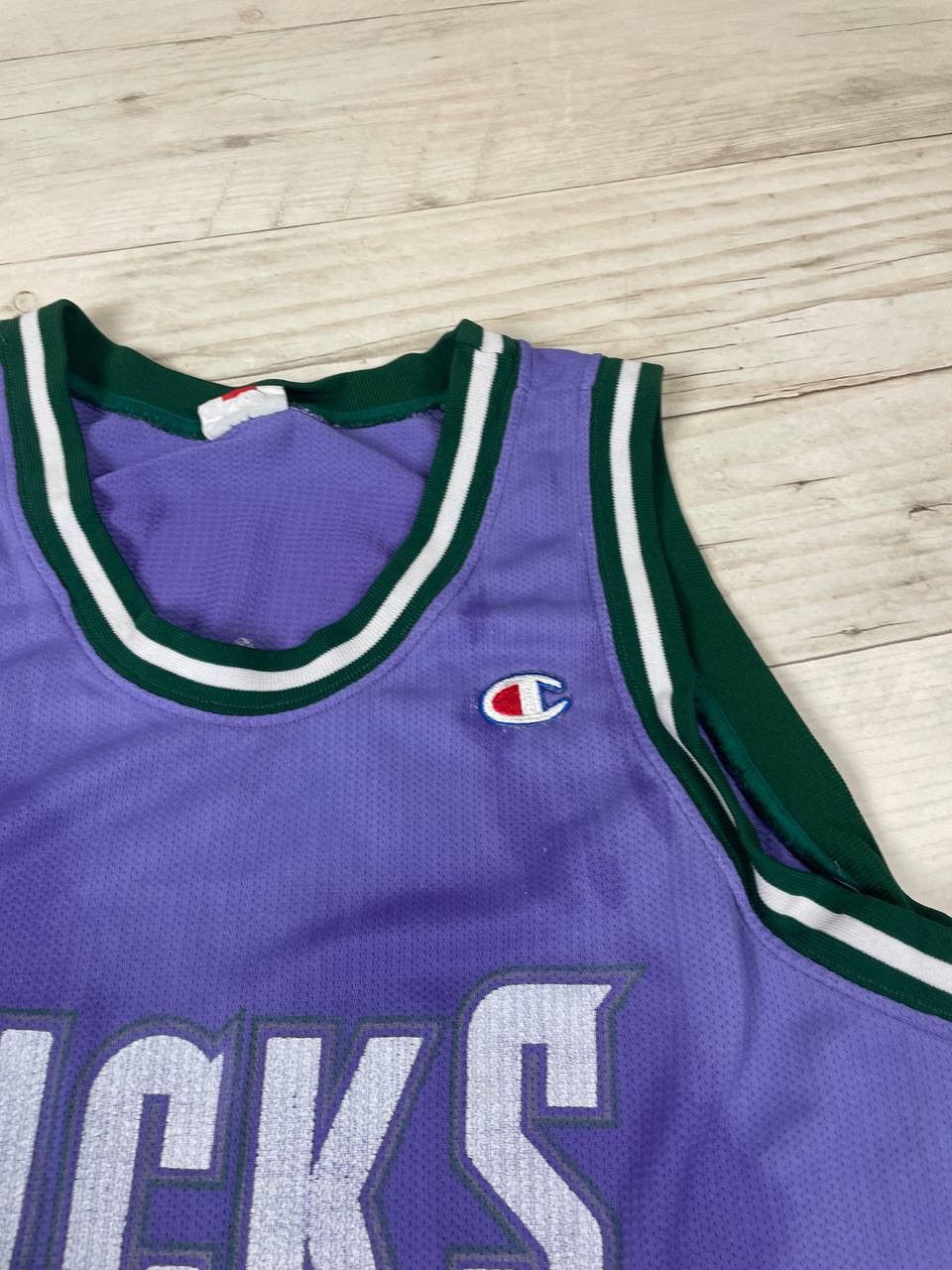 Champion Vintage Champion Milwaukee Bucks Robinson #13 NBA Jersey Size US XL / EU 56 / 4 - 17 Thumbnail