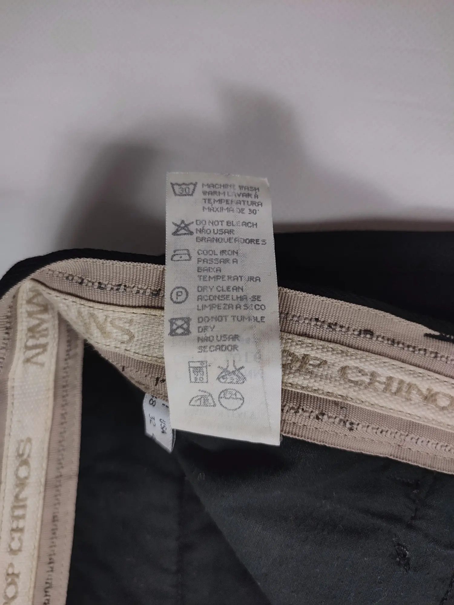 Armani Giorgio Armani Vintage Chino Trousers Pants Size US 30 / EU 46 - 16 Thumbnail