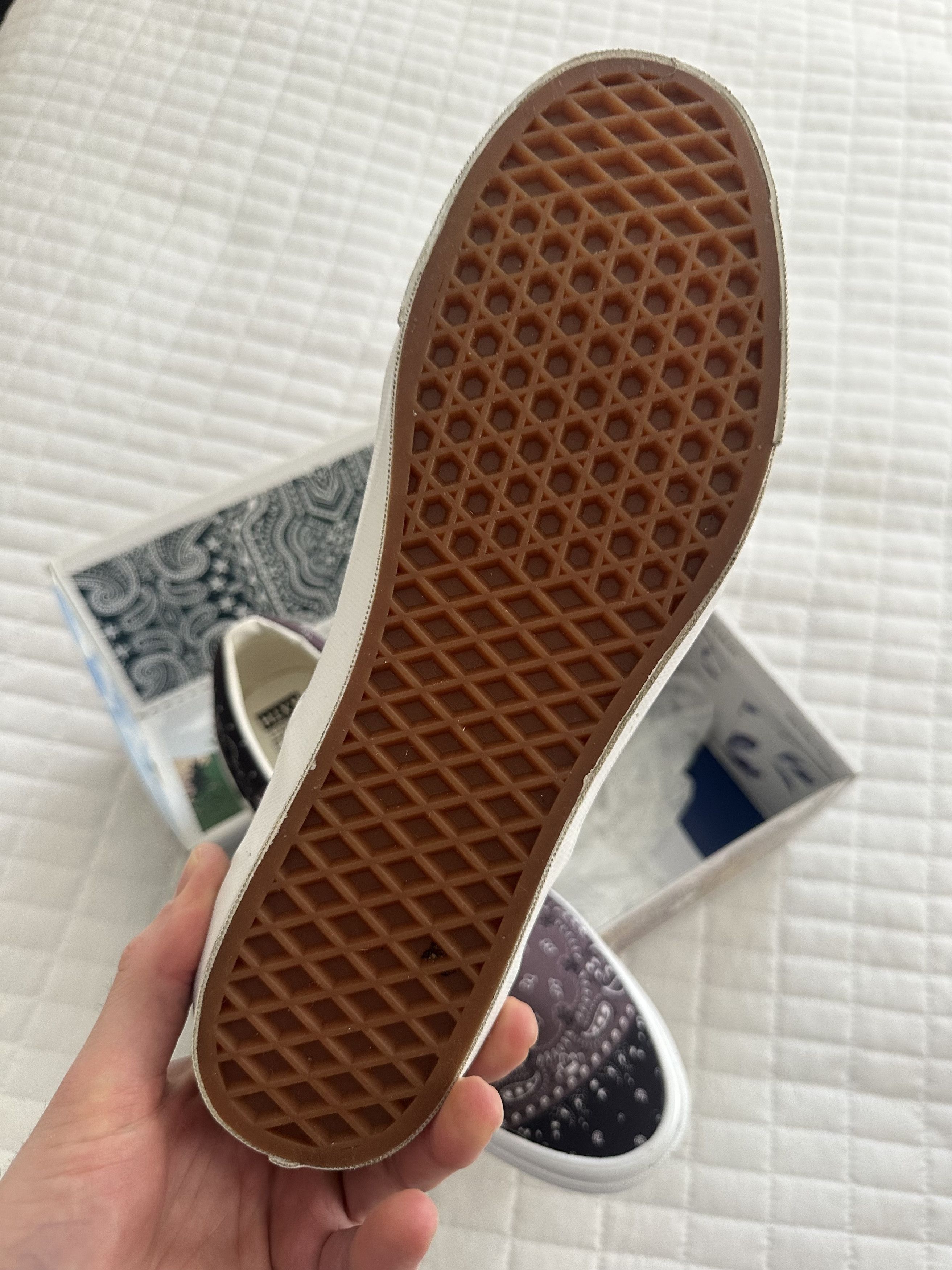 Kith × Vans KITH VANS OG CLASSIC SLIP ON 10TH BANDANA MOONLESS NGHT Size US 11.5 / EU 44-45 - 15 Thumbnail