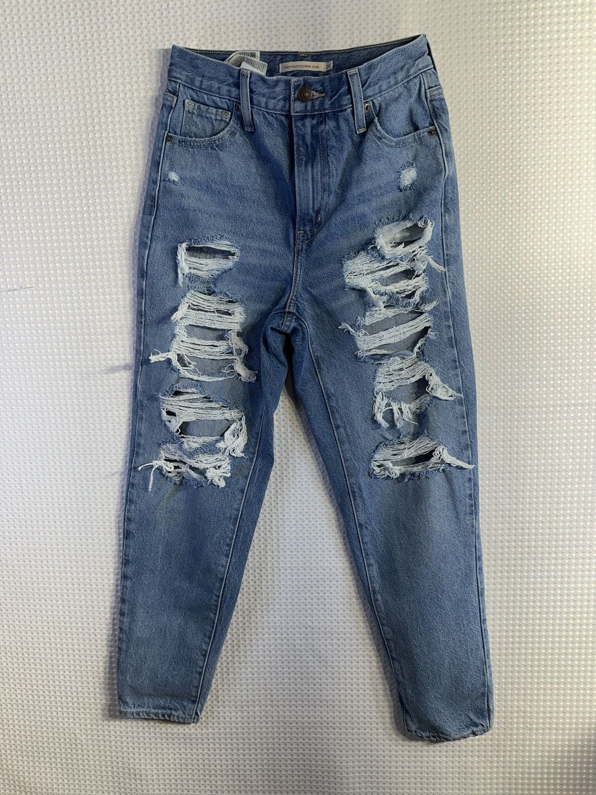 Levi's LEVI’S HIGH-WAISTED MOM JEANS Size 26" / US 2 / IT 38 - 4 Thumbnail