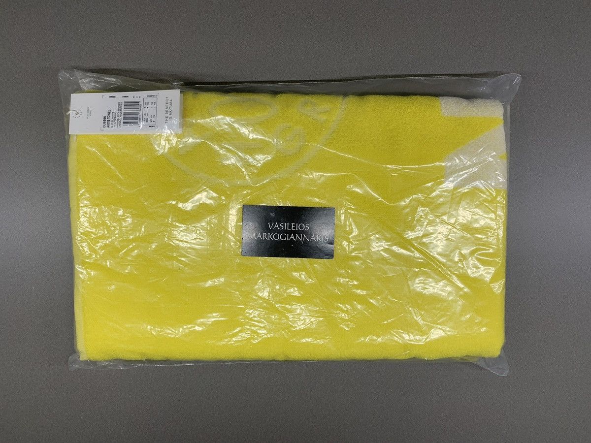 A Kind Of Guise × Adidas Adidas Consortium A kind Of Guise AKOG Towel Size ONE SIZE - 1 Thumbnail
