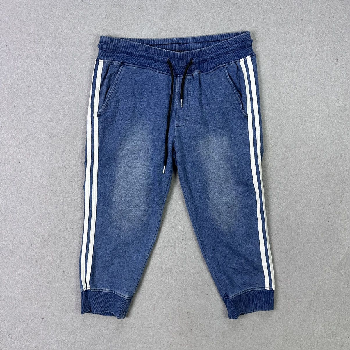 In The Attic In The Attic Cropped Jogger Pants Blue Side Stripe Size US 32 / EU 48 - 1 Thumbnail