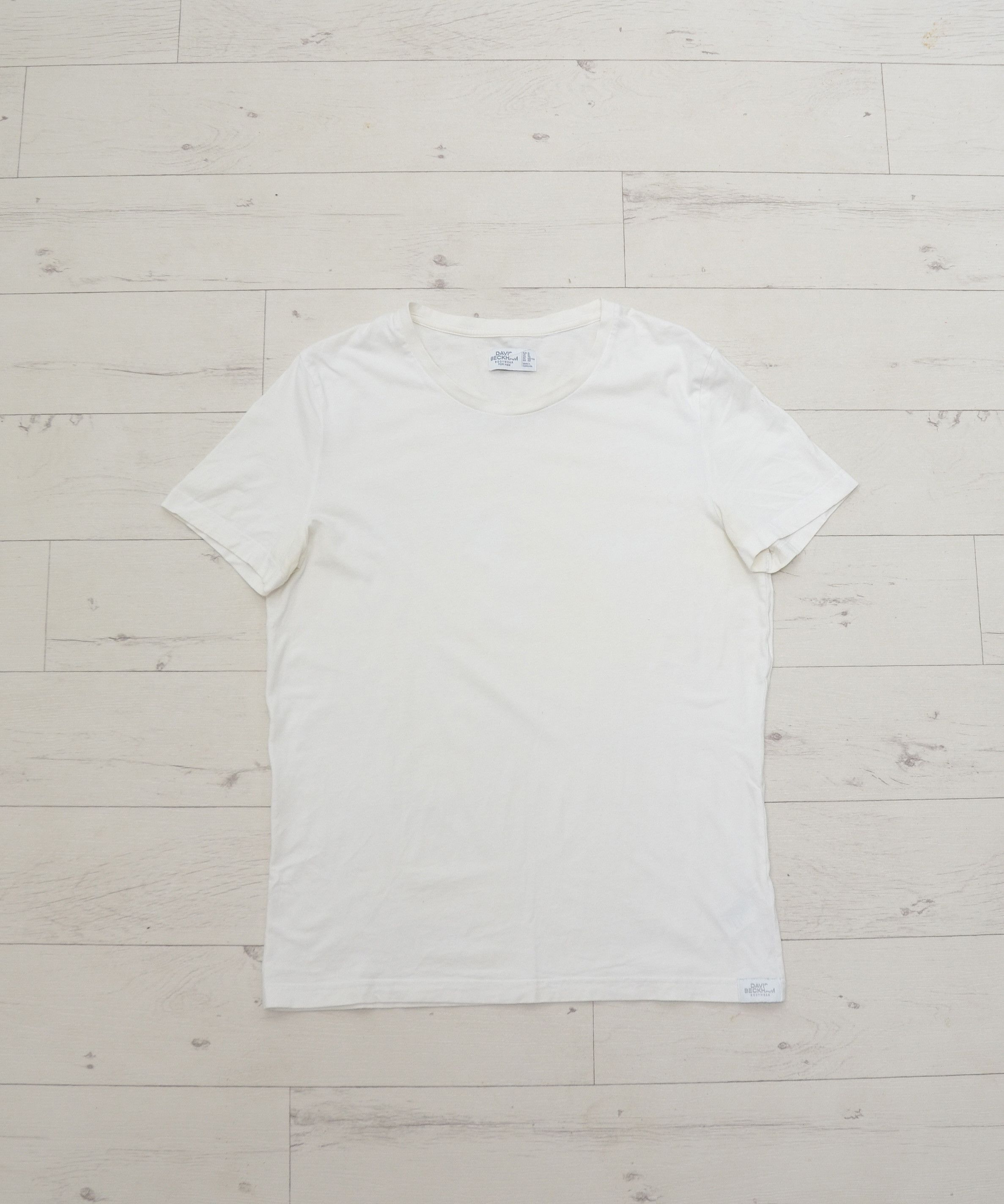 David Beckham × H&M David Beckham x H&M Basic T-Shirt Tee White Cotton Size US XL / EU 56 / 4 - 1 Thumbnail