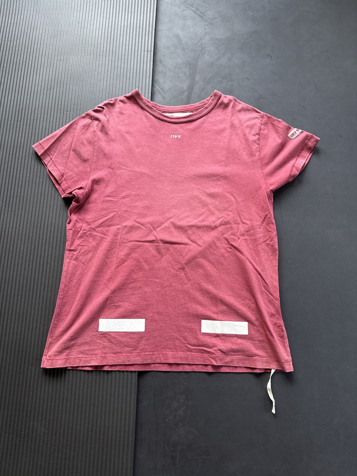 Off-White Off-White T-Shirt Size US S / EU 44-46 / 1 - 3 Thumbnail