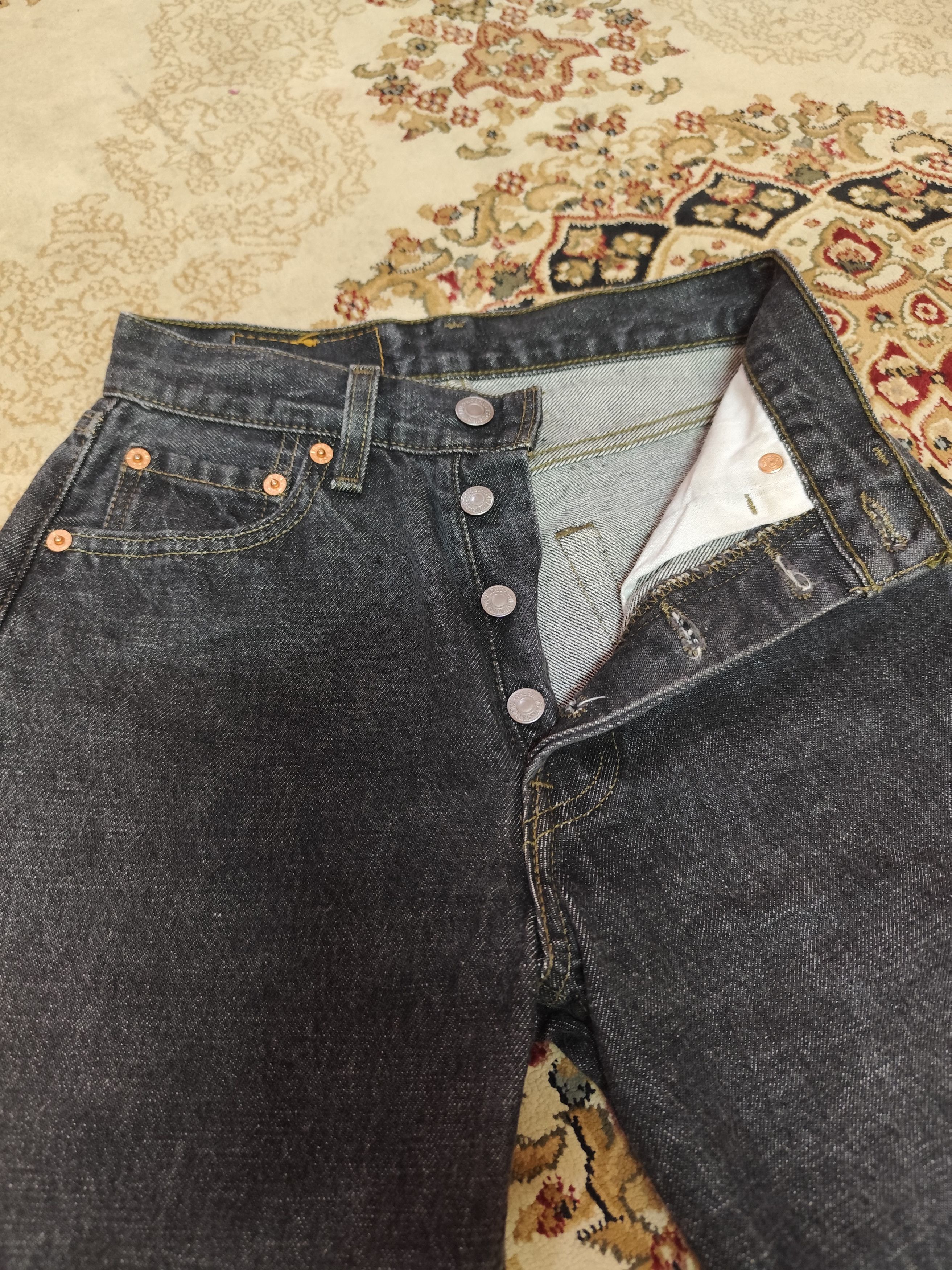 Levi's 🇺🇸VINTAGE 90s LEVIS WOMEN 501 W25 L32 MADE IN USA Size 25" / US 0 / IT 36 - 8 Thumbnail