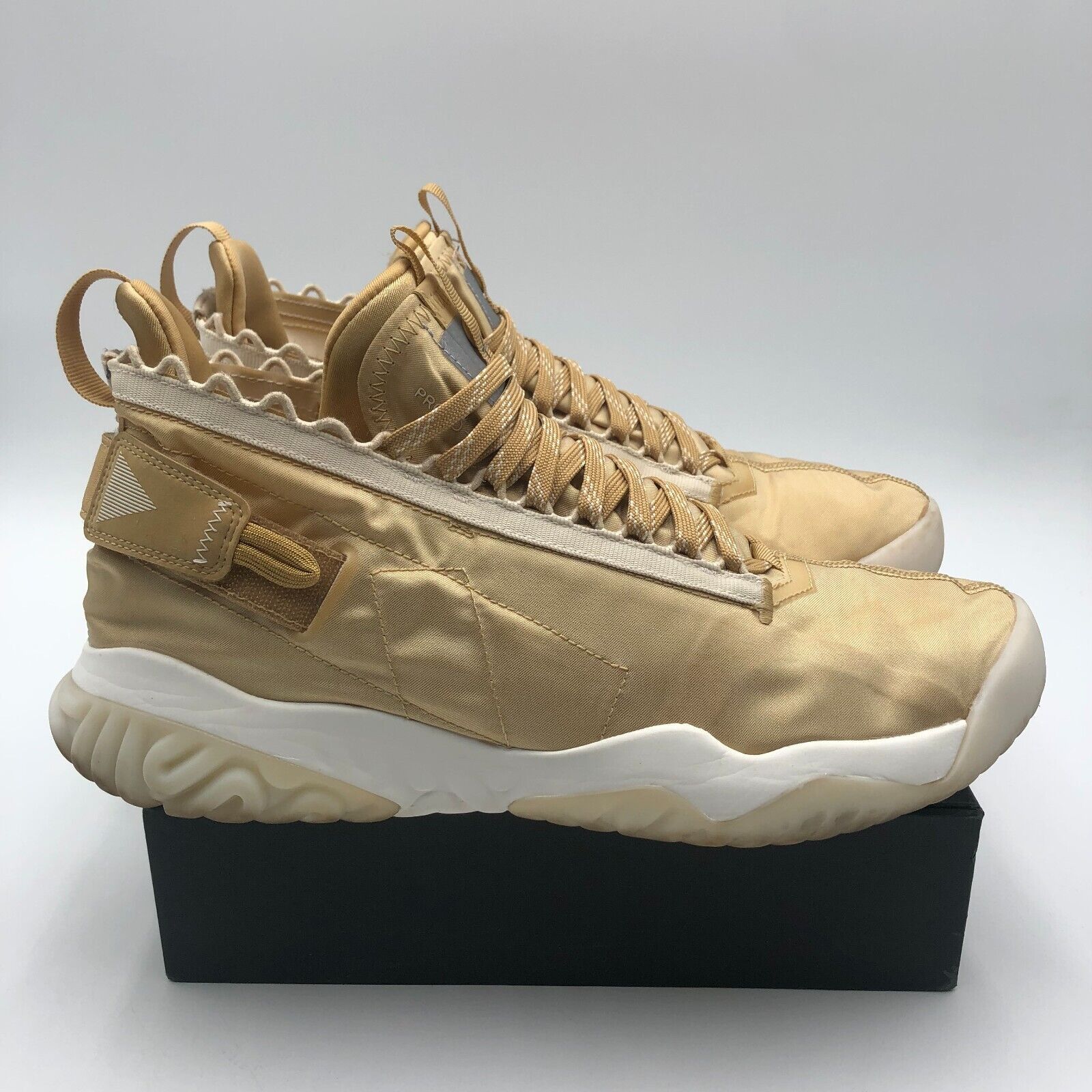 Jordan Brand Size 11.5 - Jordan Proto React Light Cream Size US 11.5 / EU 44-45 - 10 Thumbnail