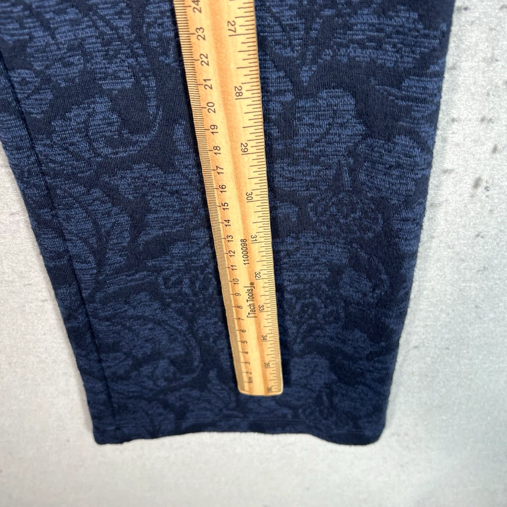 Urban Outfitters VINTAGE Urban Outfitters Floral Flare Leg Pants Womens M Blue Straight Fit Size 32" / US 10 / IT 46 - 4 Thumbnail
