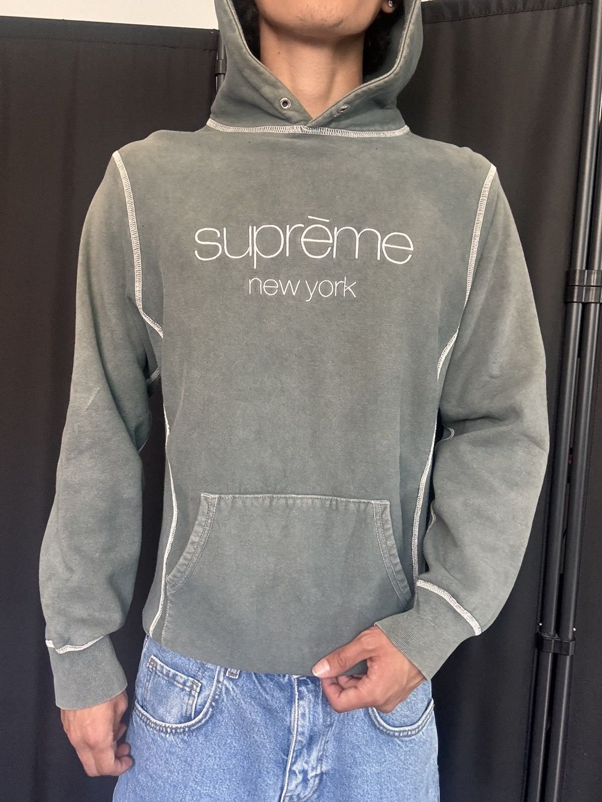 Supreme New York Contrast Stitch Hoodie Olive Green