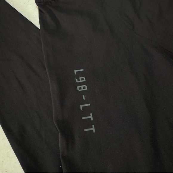 Lululemon Like New Lululemon Men’s License to Train Tight Leggings 21" Size US 32 / EU 48 - 7 Thumbnail