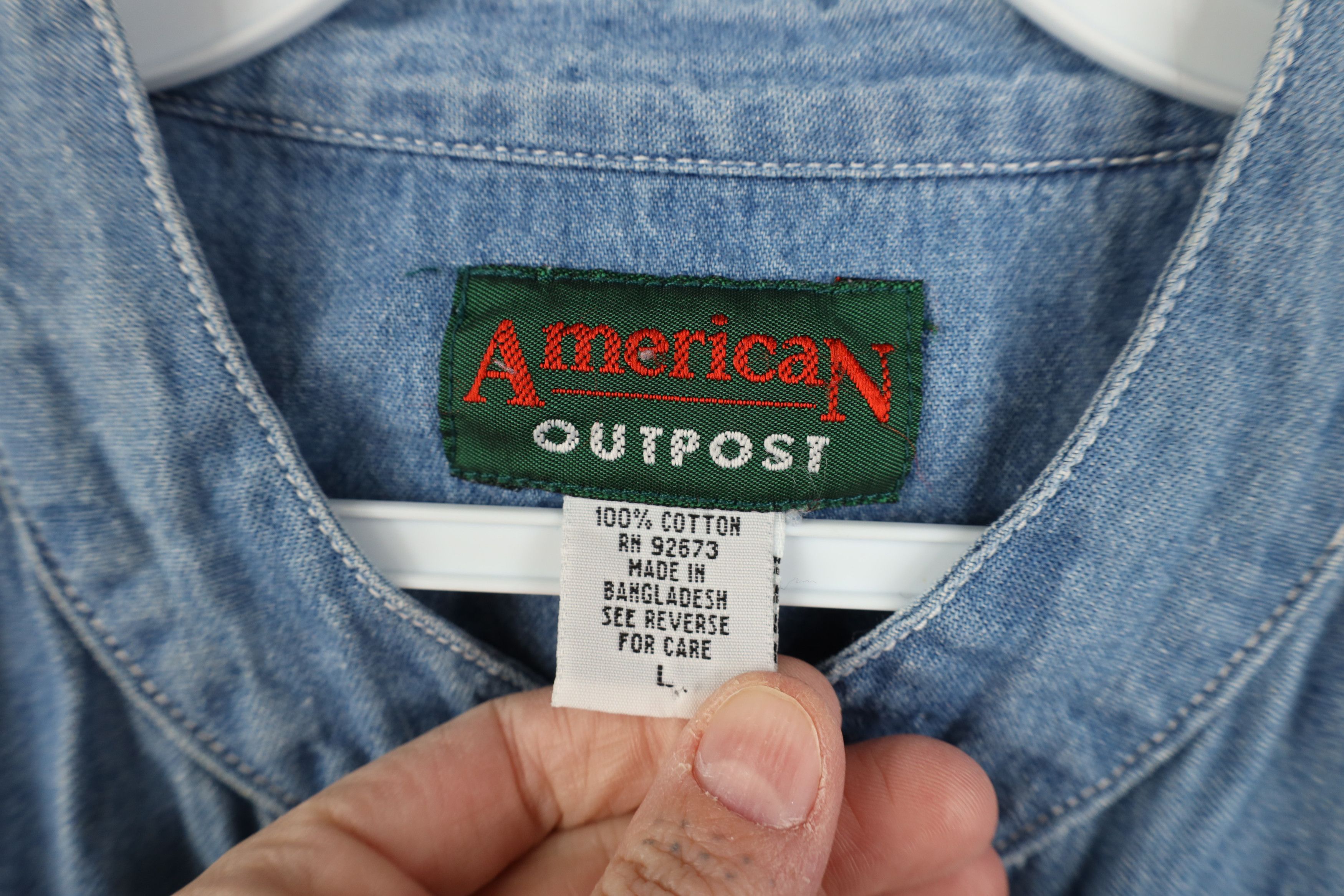 Vintage Vintage 90s Streetwear Band Collared Denim Jean Button Shirt Size US L / EU 52-54 / 3 - 9 Thumbnail