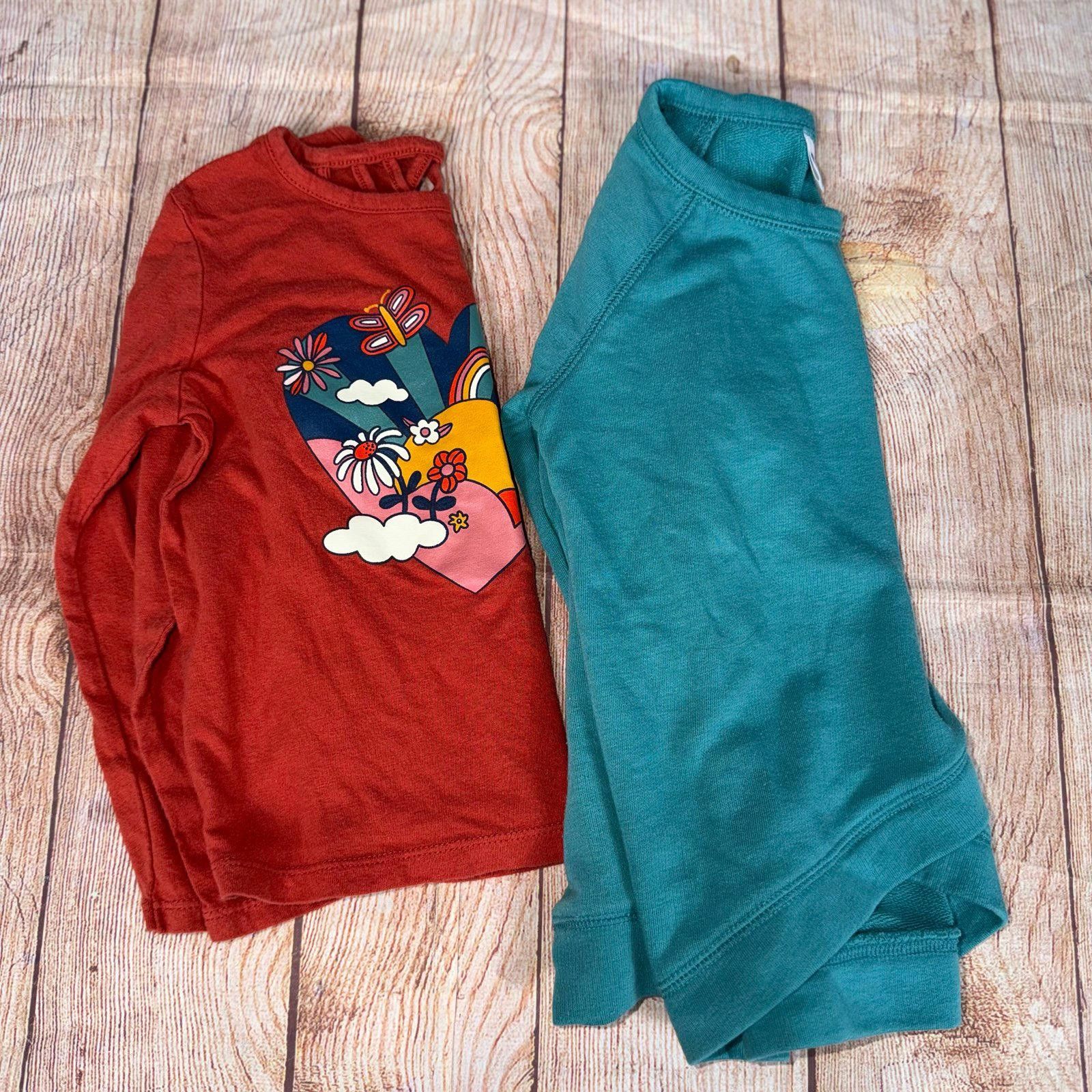 Old Navy Girls Size 5 Old Navy Winter Bundle Size ONE SIZE - 1 Thumbnail
