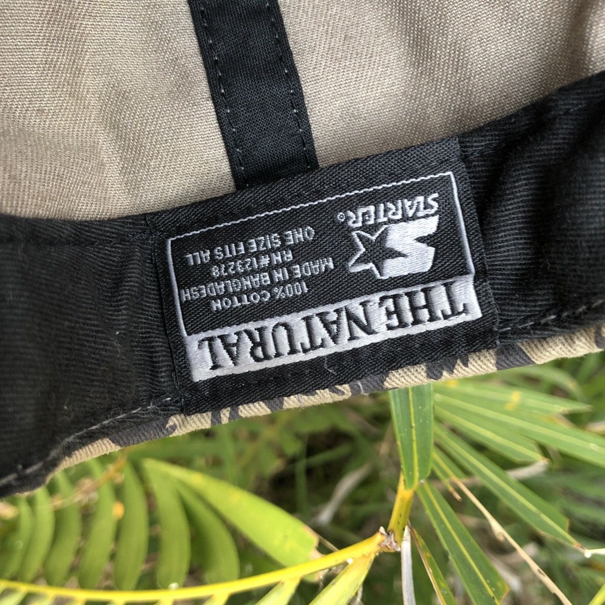 Grizzly Griptape × Starter VTG GRIZZLY X STARTER SNAPBACK Size ONE SIZE - 7 Thumbnail