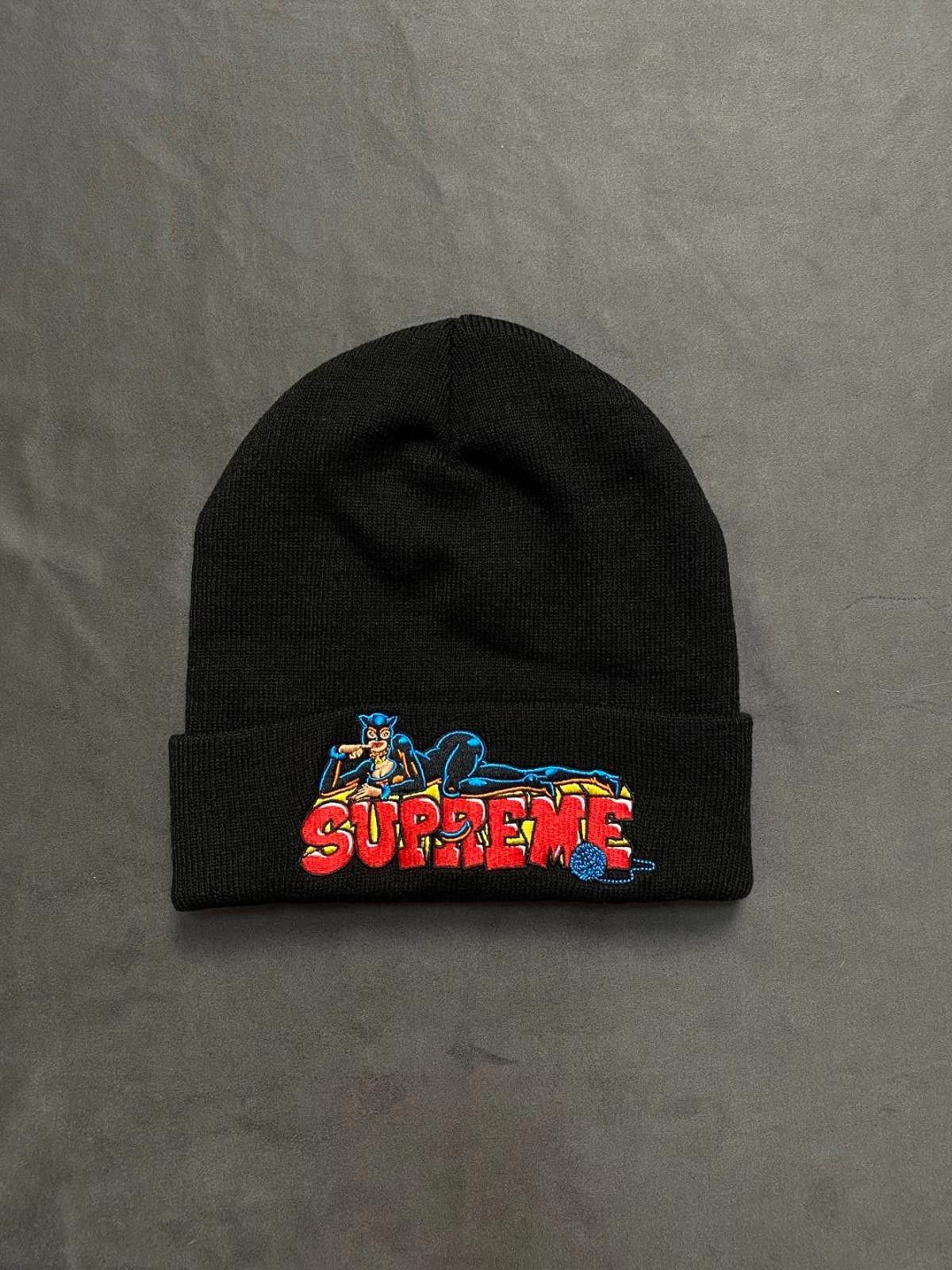 Supreme Deadstock FW22 Supreme Catwoman Logo Black Beanie Hats OS Size ONE SIZE - 1 Thumbnail