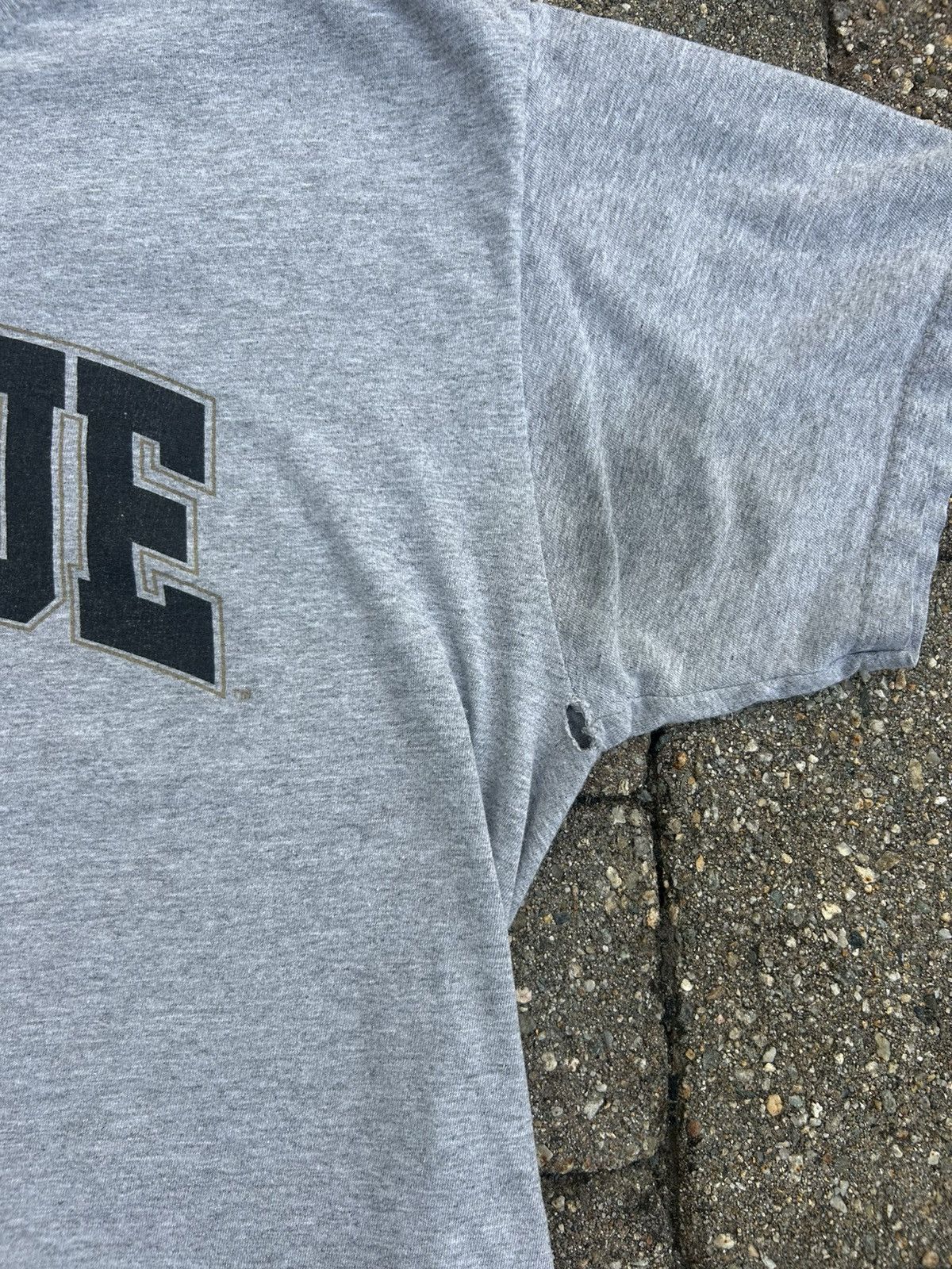 Vintage Vintage grey Purdue University t shirt Size US M / EU 48-50 / 2 - 3 Thumbnail