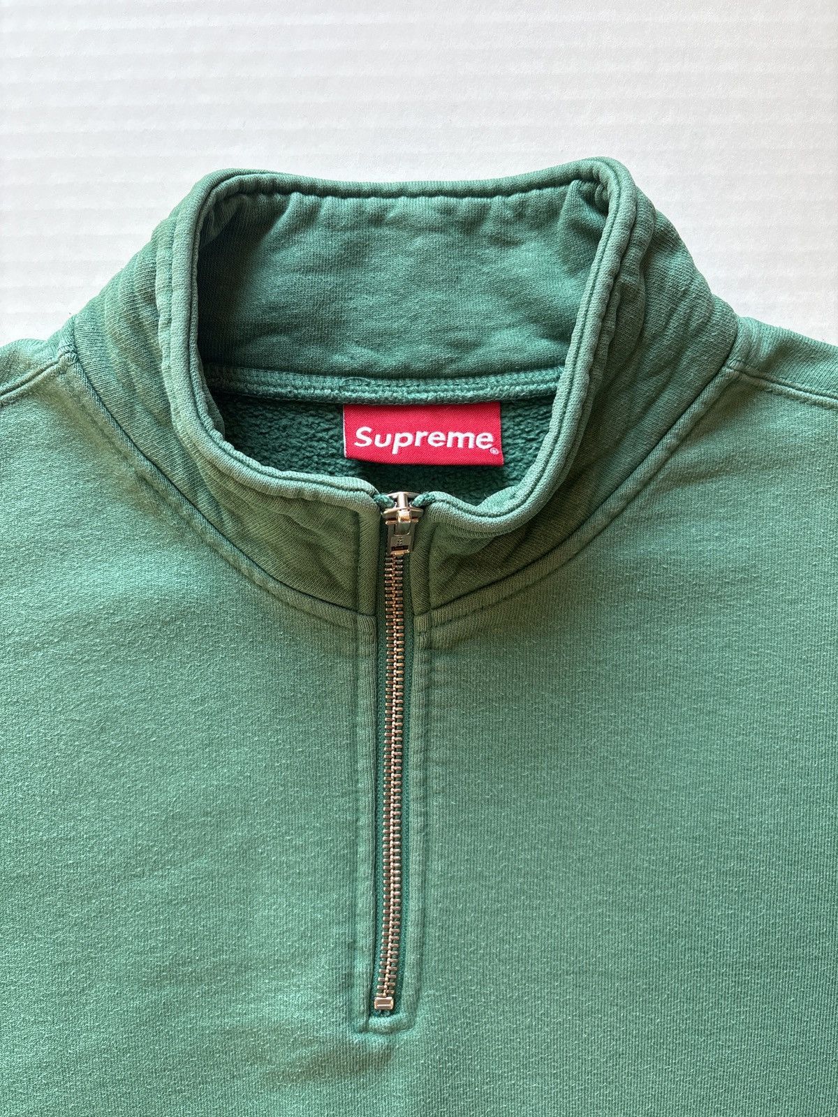Supreme Supreme SS18 Logo Piping Half Zip Green SIZE S Size US S / EU 44-46 / 1 - 4 Thumbnail