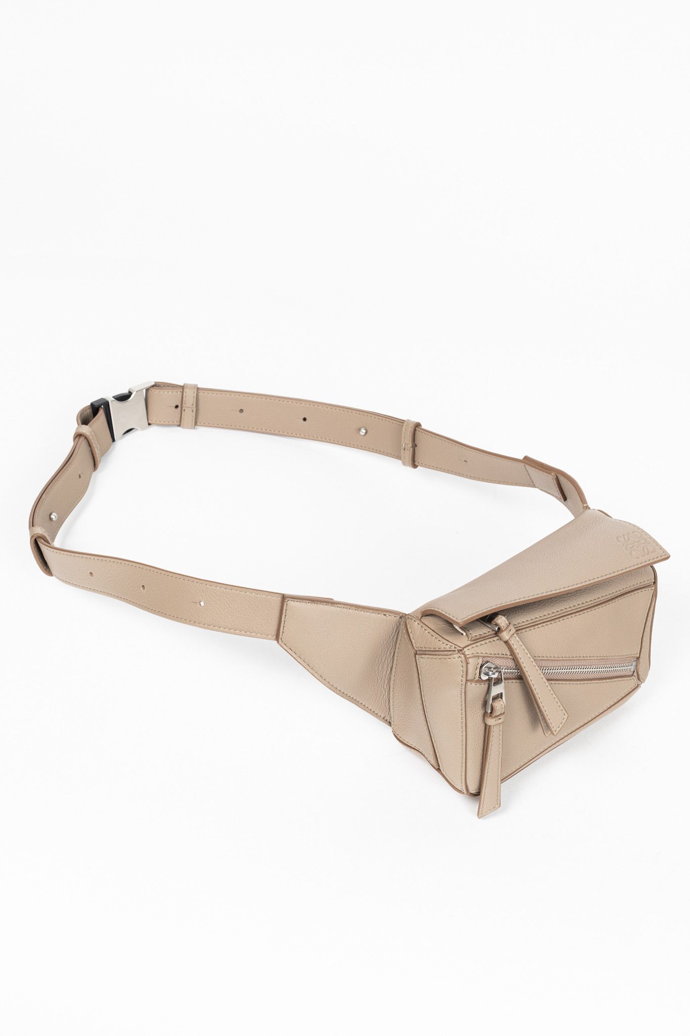 Loewe Loewe Mini Puzzle Sand Classic Calfskin Bumbag Size ONE SIZE - 8 Thumbnail