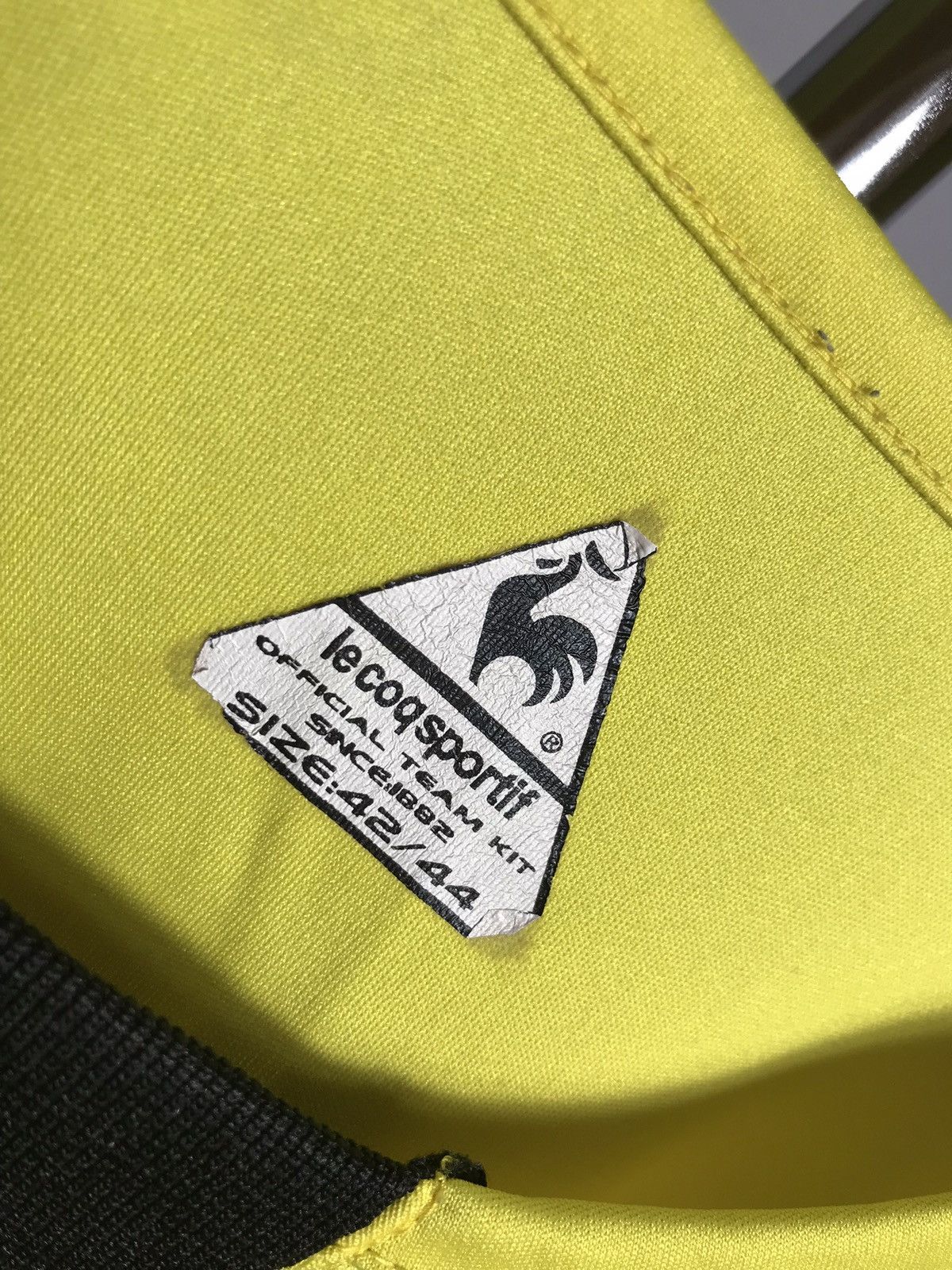 Le Coq Sportif × Vintage sheffield united 2005 2006 goalkeeper shirt yellow long Size US XL / EU 56 / 4 - 4 Thumbnail