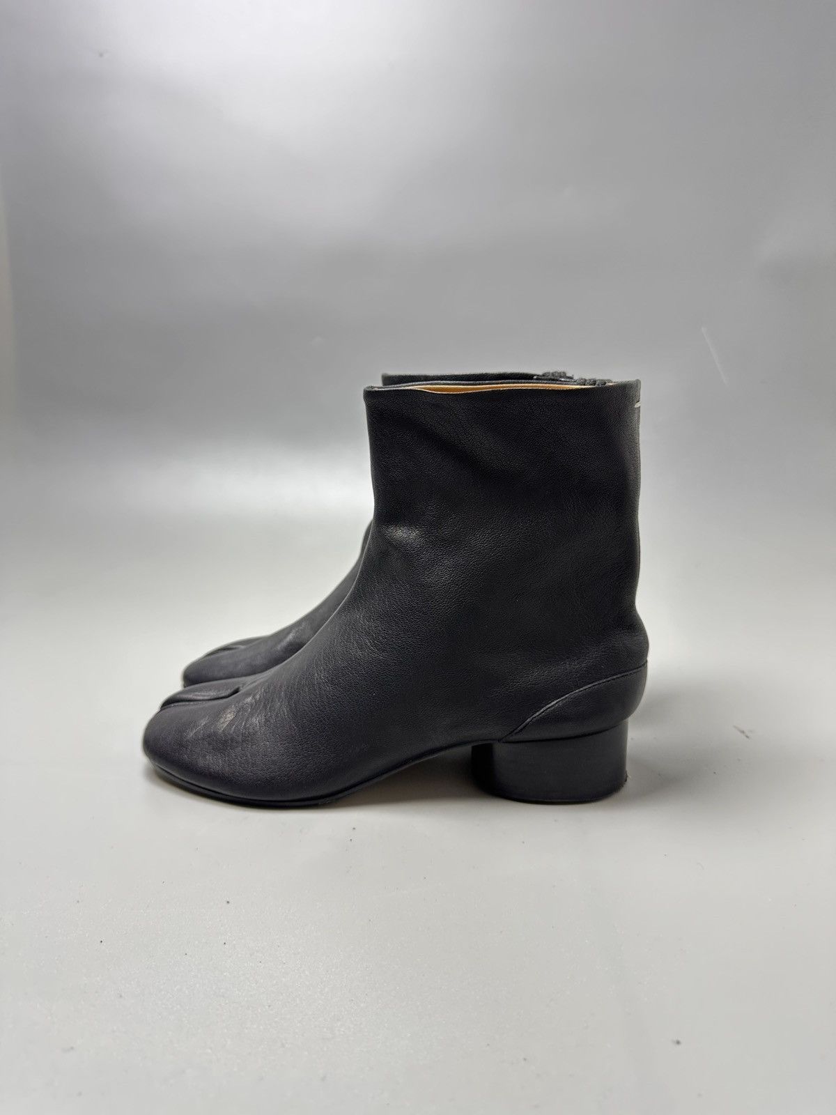 Maison Margiela Maison Margiela Tabi Boots Size US 7.5 / IT 37.5 - 4 Thumbnail