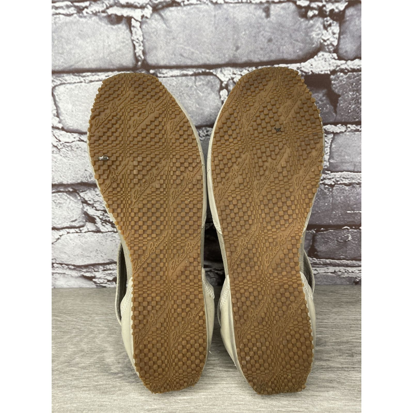 Eddie Bauer Eddie Bauer Beige Ivory Leather Closed Clogs Athletic Shoes Size US 10 / IT 40 - 7 Thumbnail
