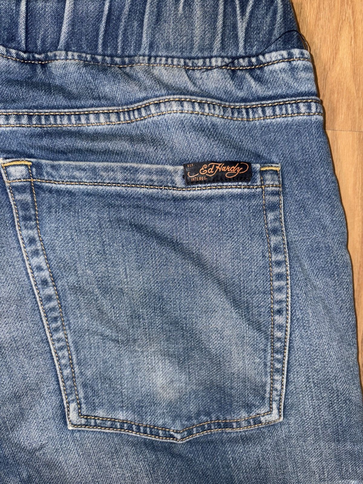 Ed Hardy Ed Hardy "Punk's Not Dead" Denim Joggers Tattoo Print Lining Size US 34 / EU 50 - 6 Thumbnail