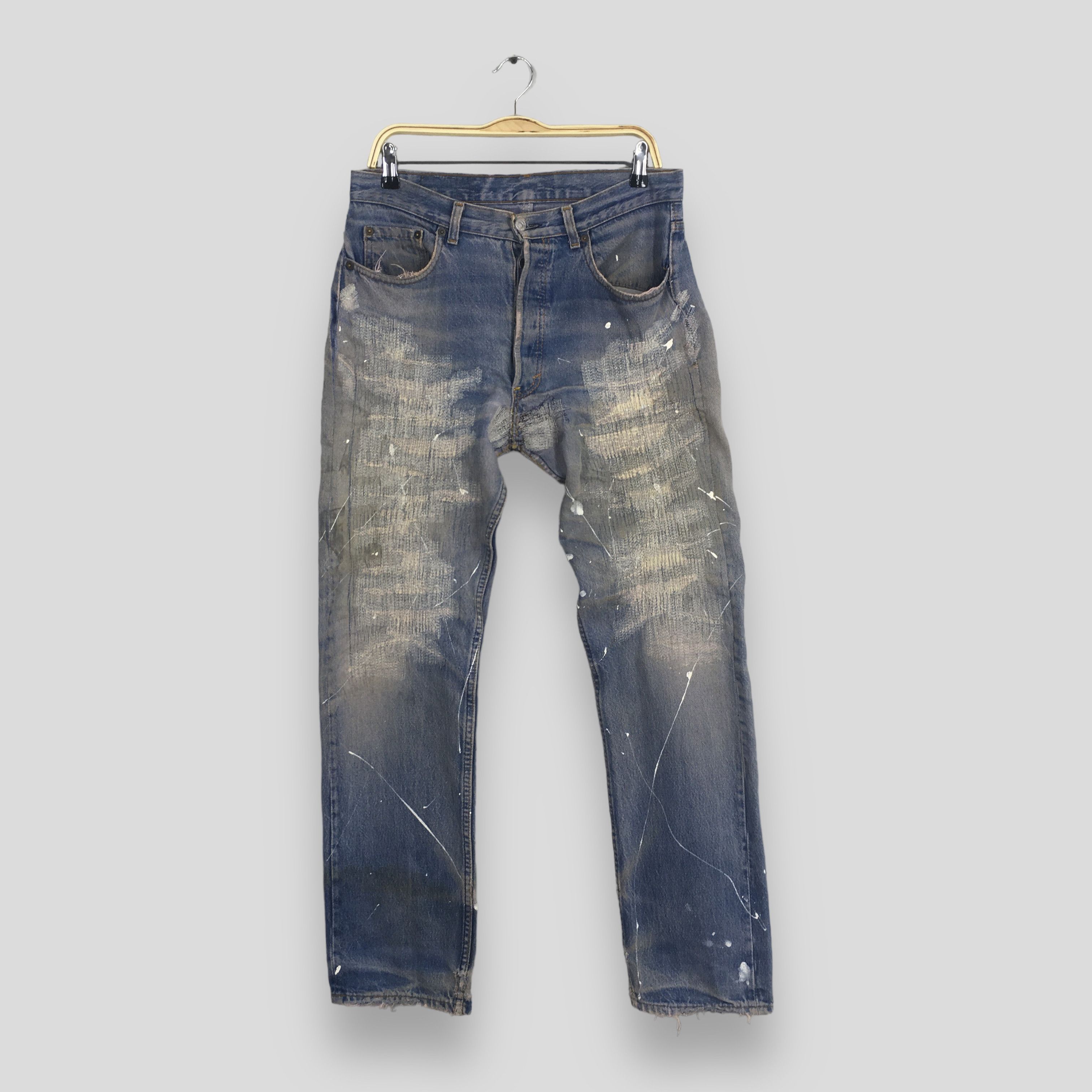 image of Size 32X32 Vintage 90's Levi's 501 Faded Blue Jeans, Men's
