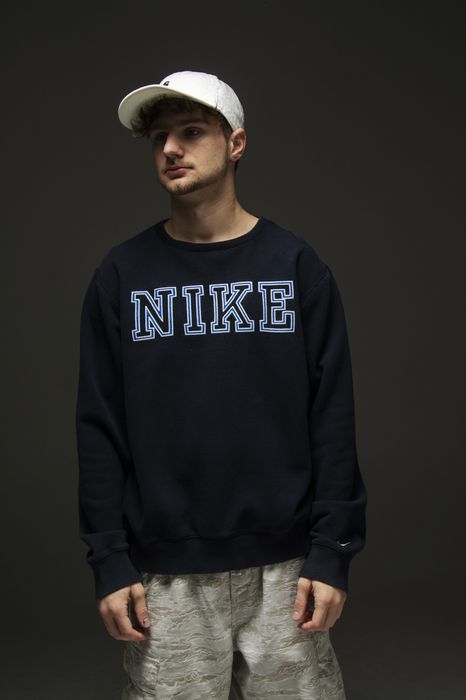 Nike box sweatshirt hot sale