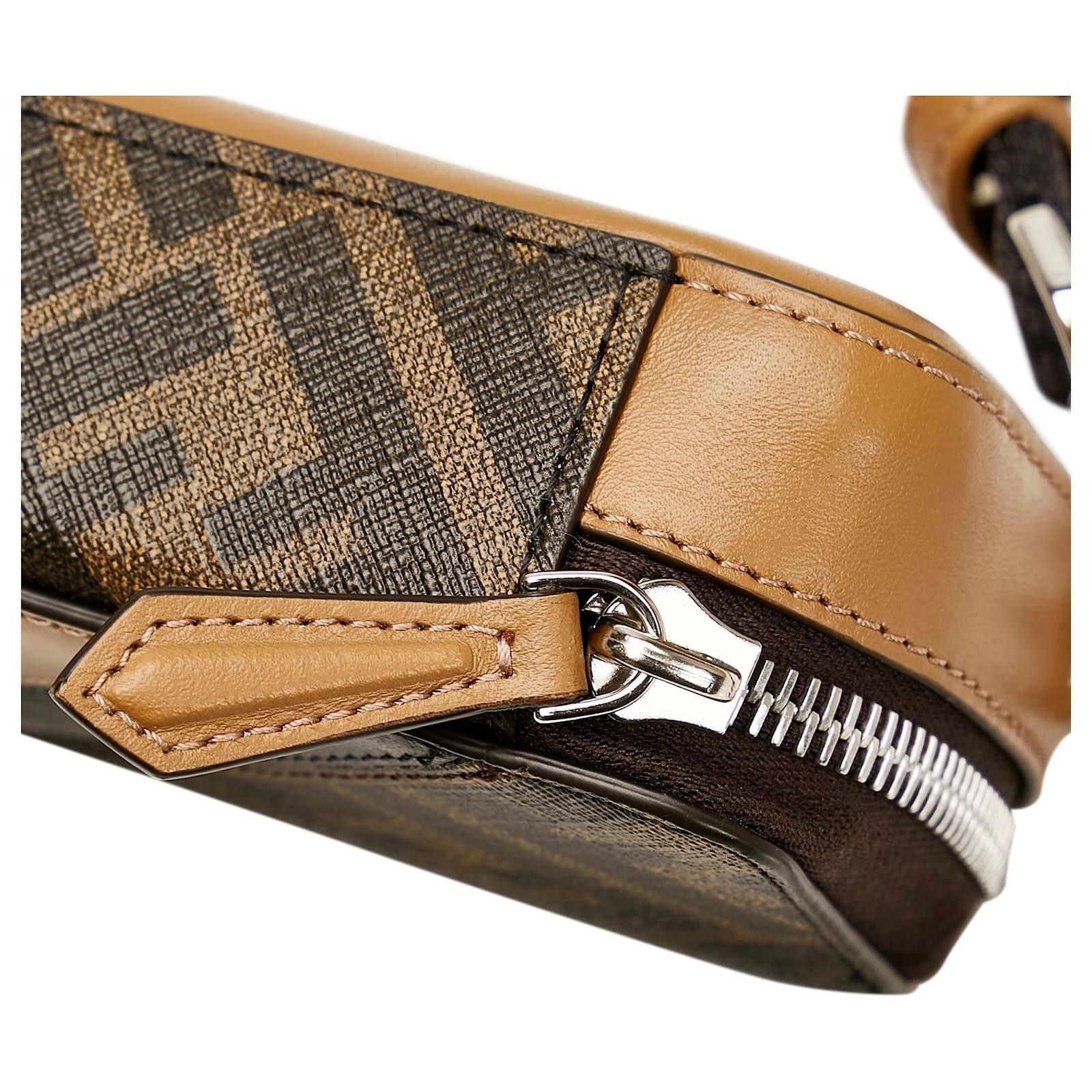 Fendi o1loc1c0824 Size: OS / Mini Pouch in Brown Size ONE SIZE - 7 Thumbnail